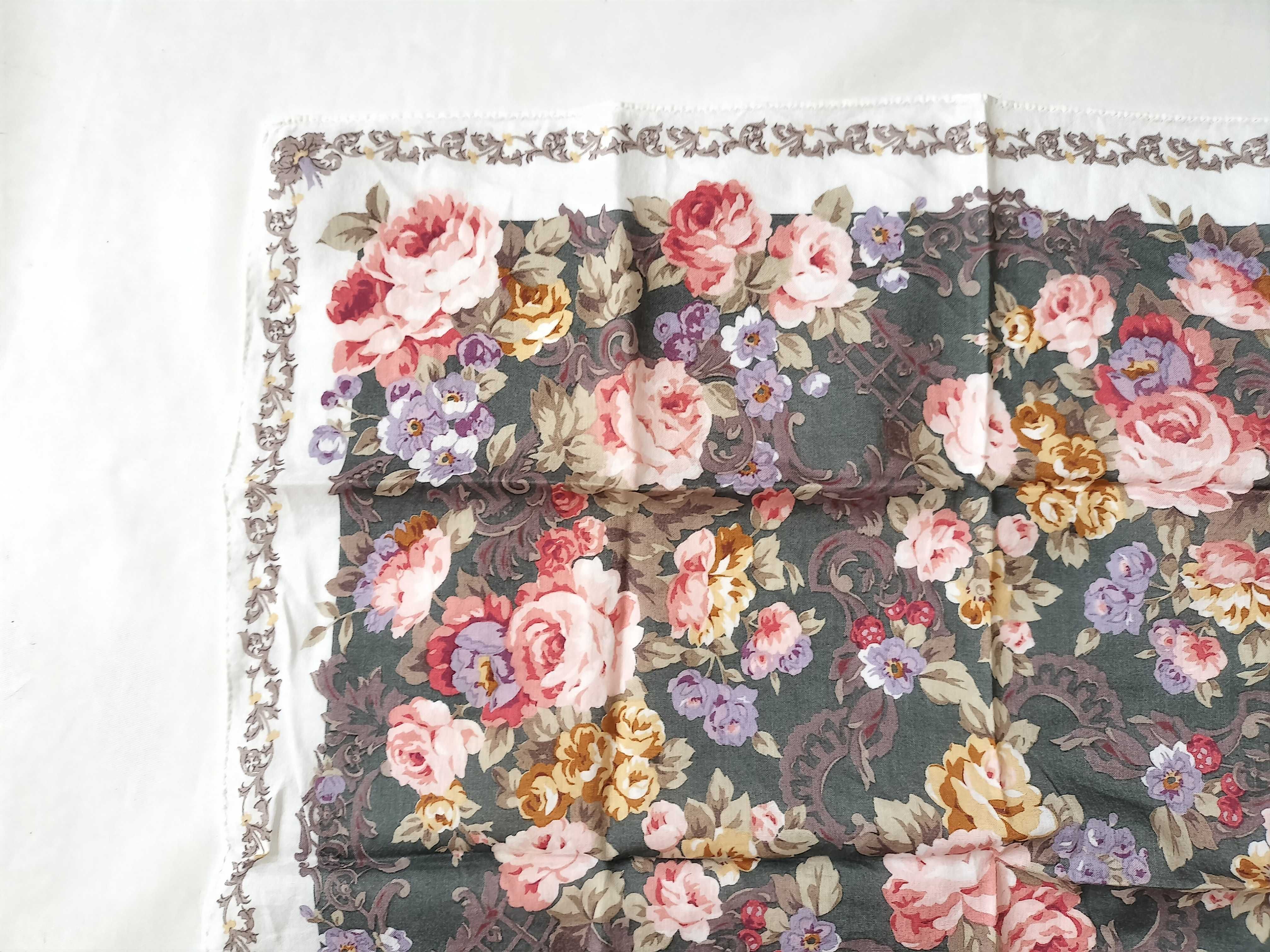 Vintage Paolo Gucci Floral Print Cotton Scarf 44cm
