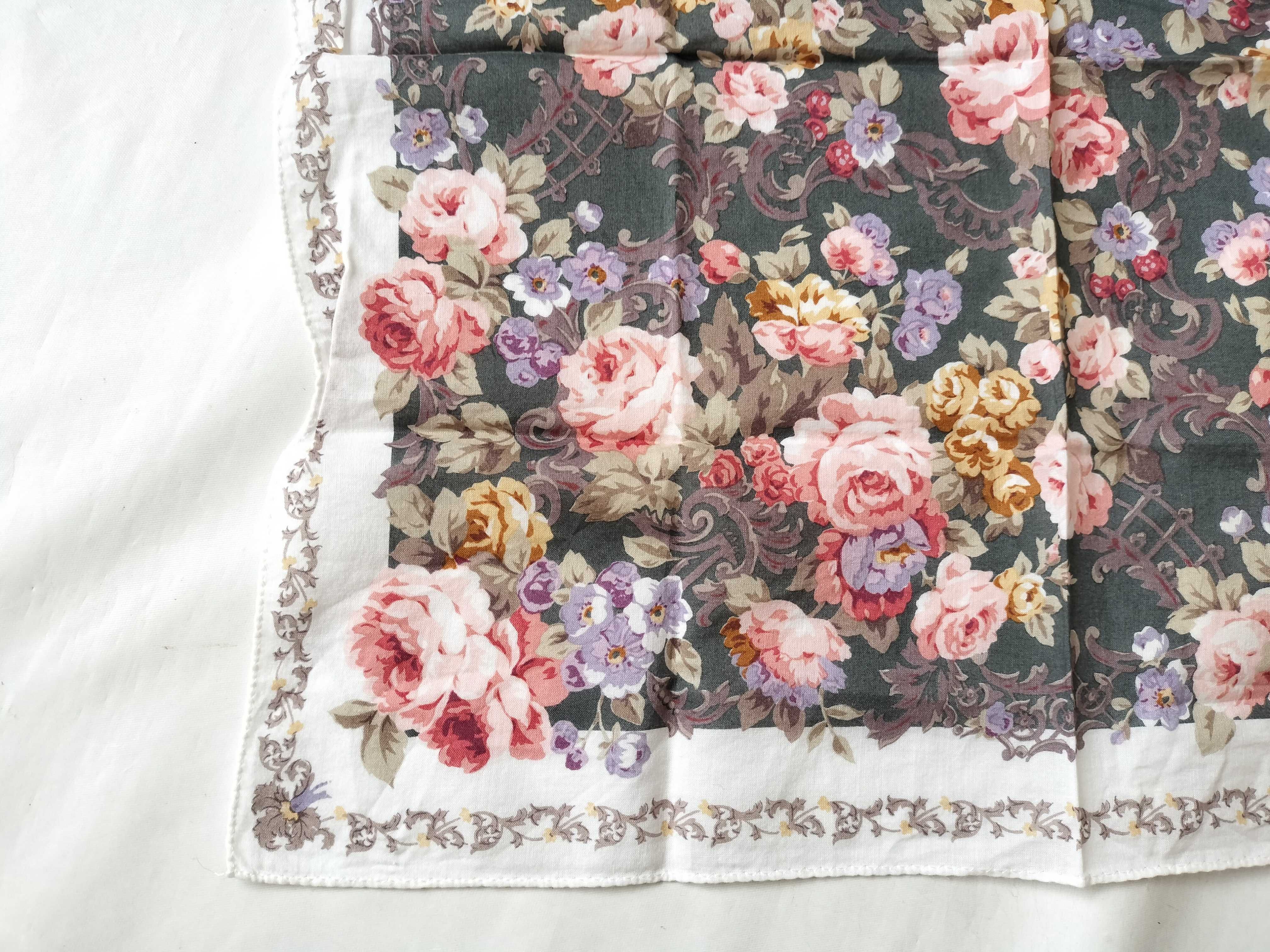 Vintage Paolo Gucci Floral Print Cotton Scarf 44cm