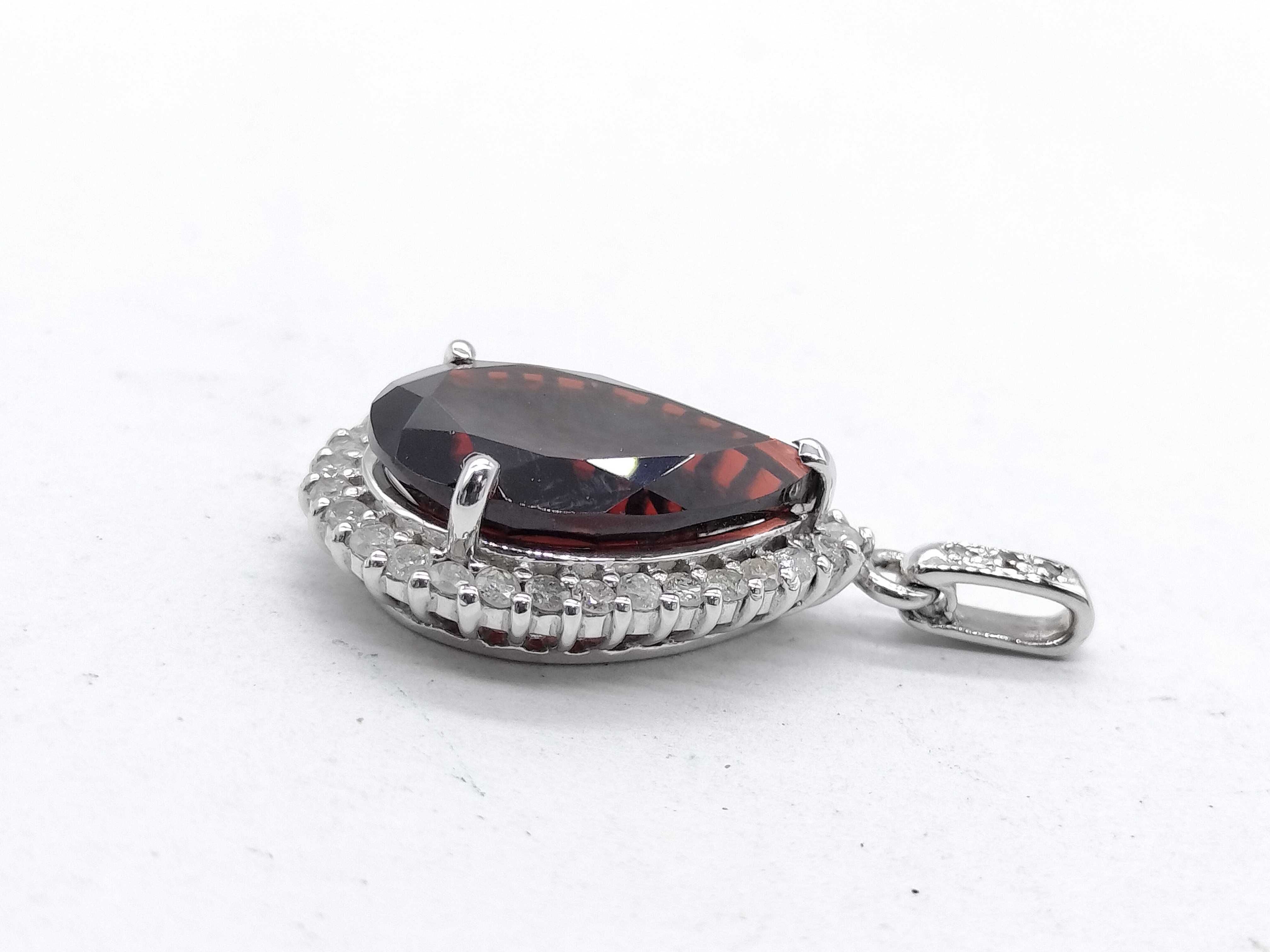 14K White Gold Pear-Cut Garnet and Diamond Halo Pendant