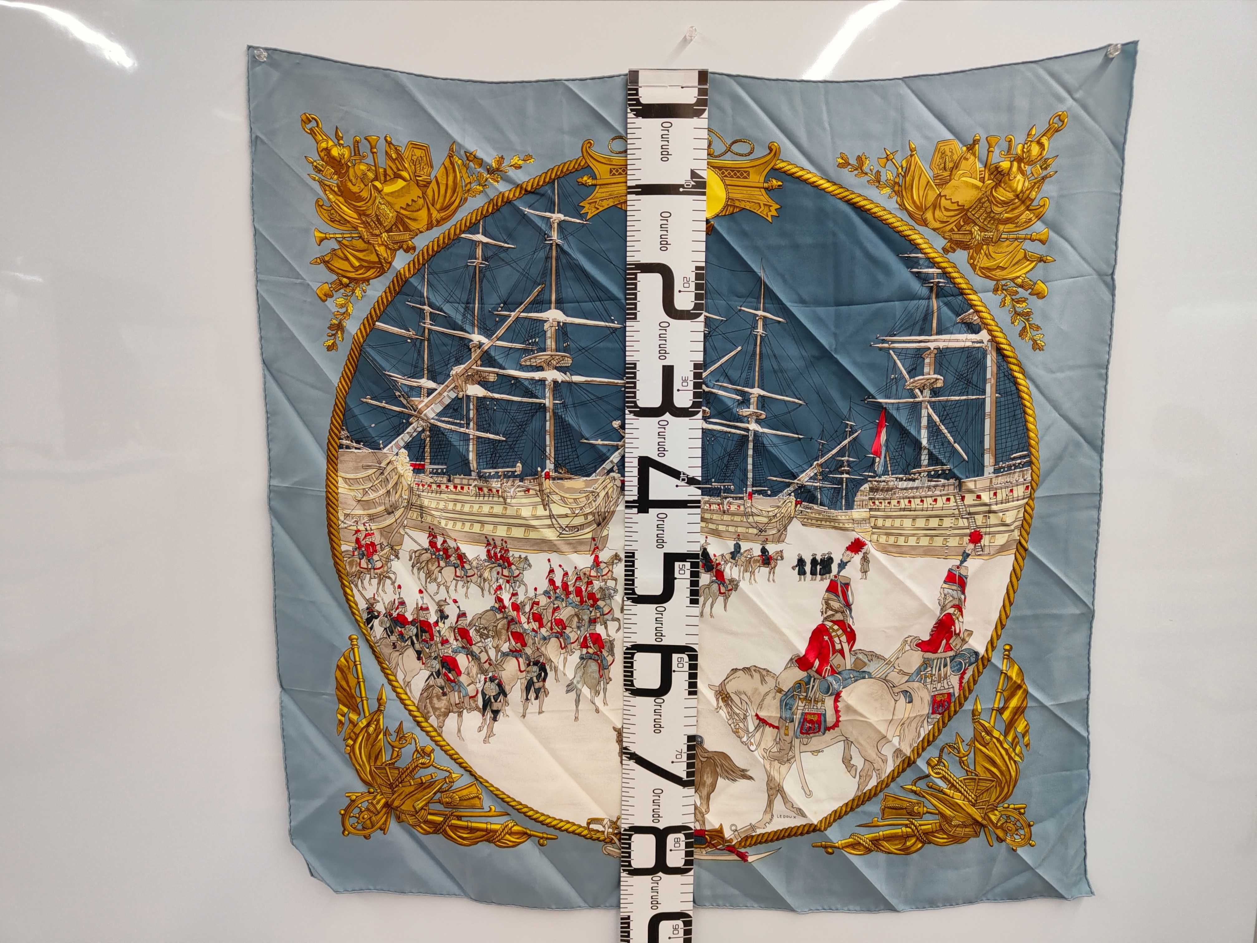 Hermes Marine et Cavalerie Silk Scarf