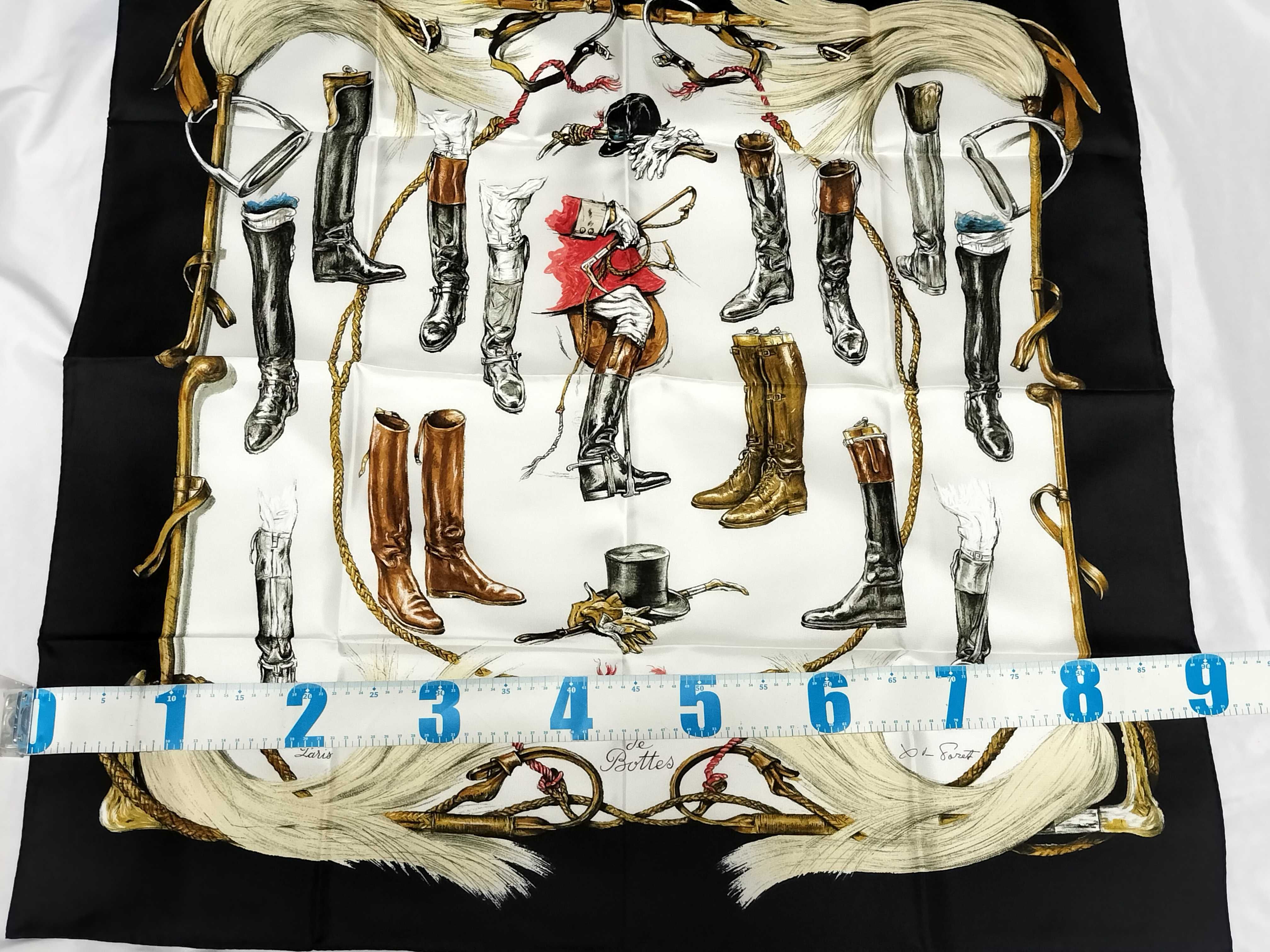 Hermes Xavier de Poret A Propos de Bottes Silk Scarf
