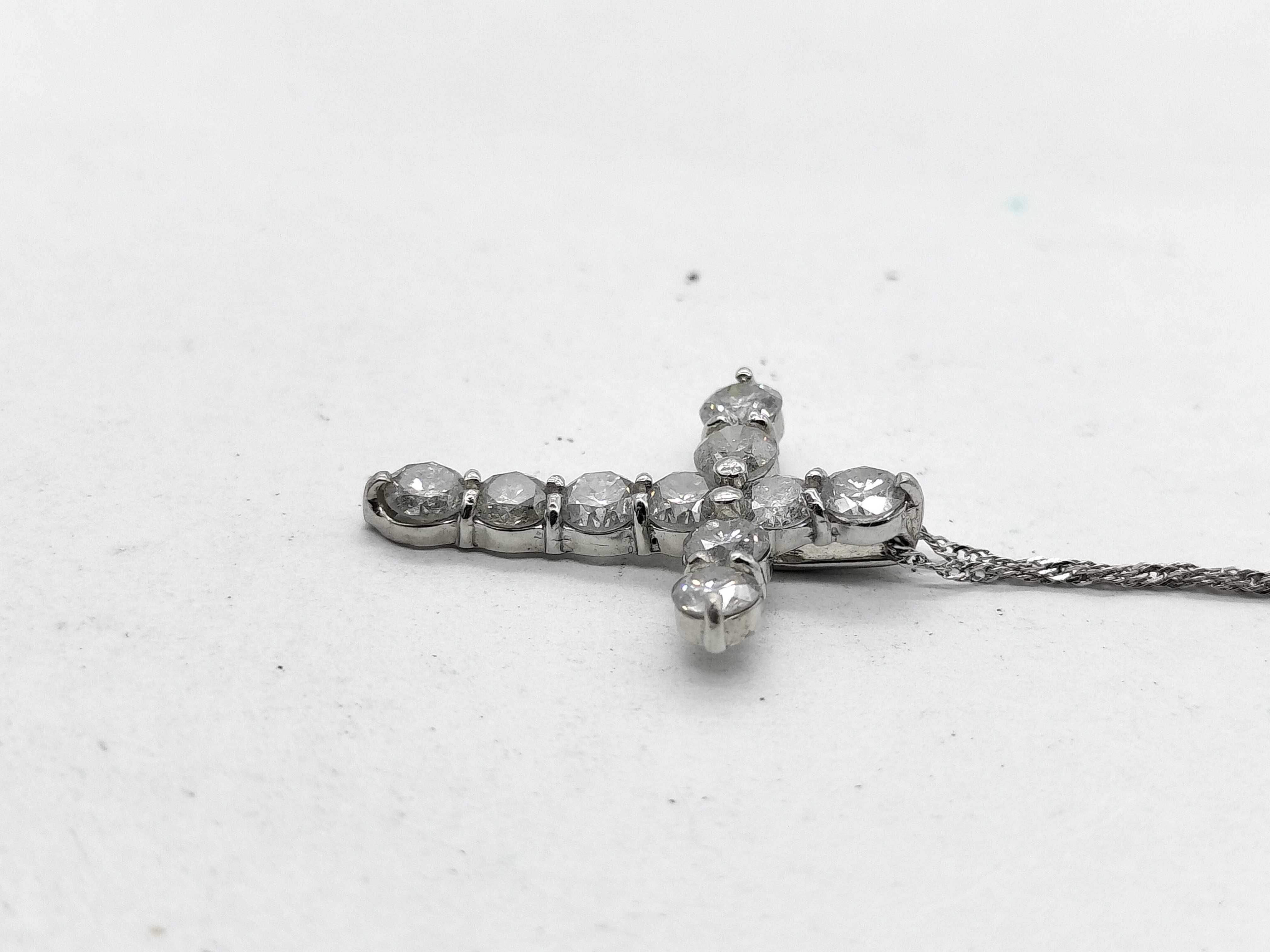 Diamond Cross Pendant and Singapore Chain in Pt1000 Platinum