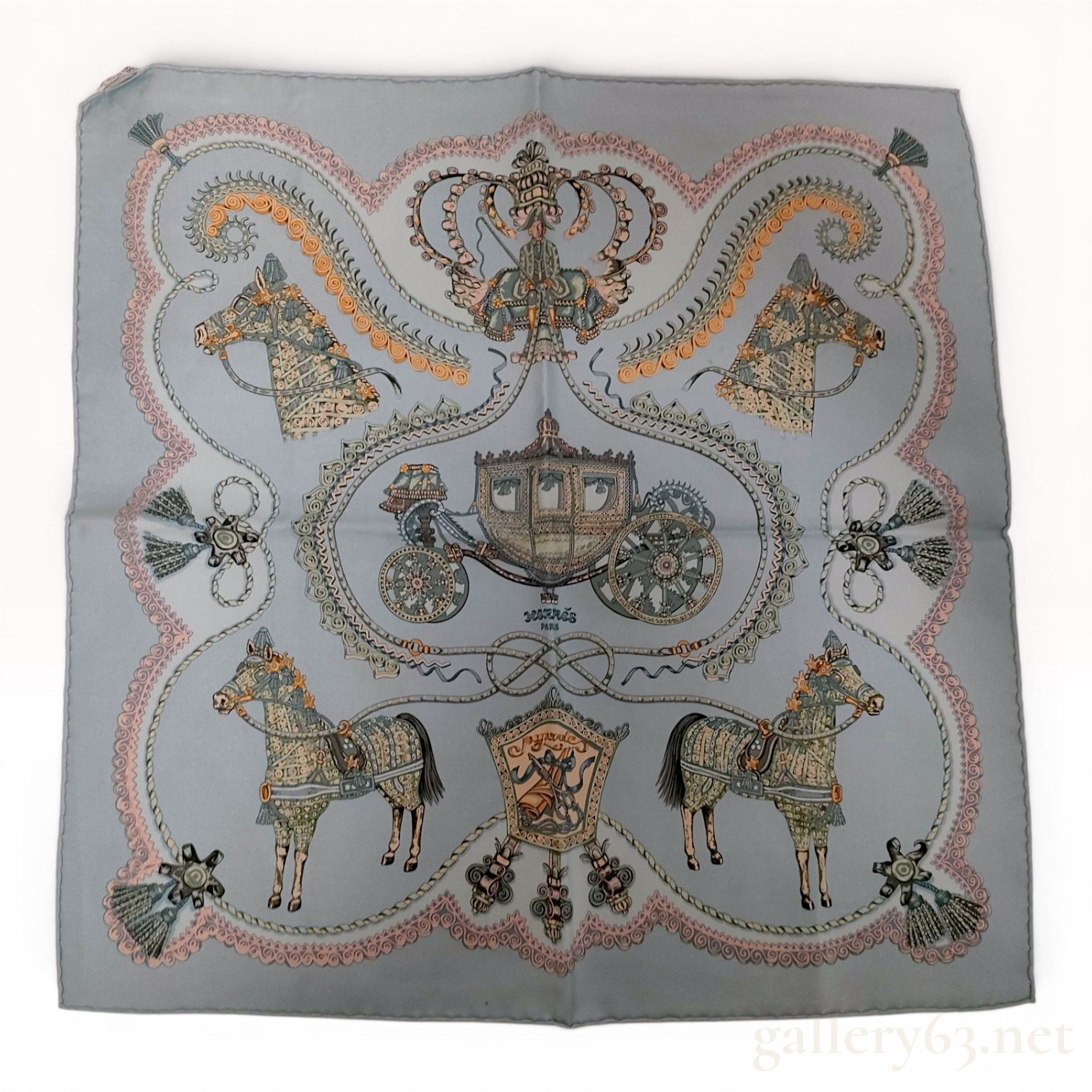 Hermes Gavroche Silk Pocket Square in Poste et Cavalerie Pattern