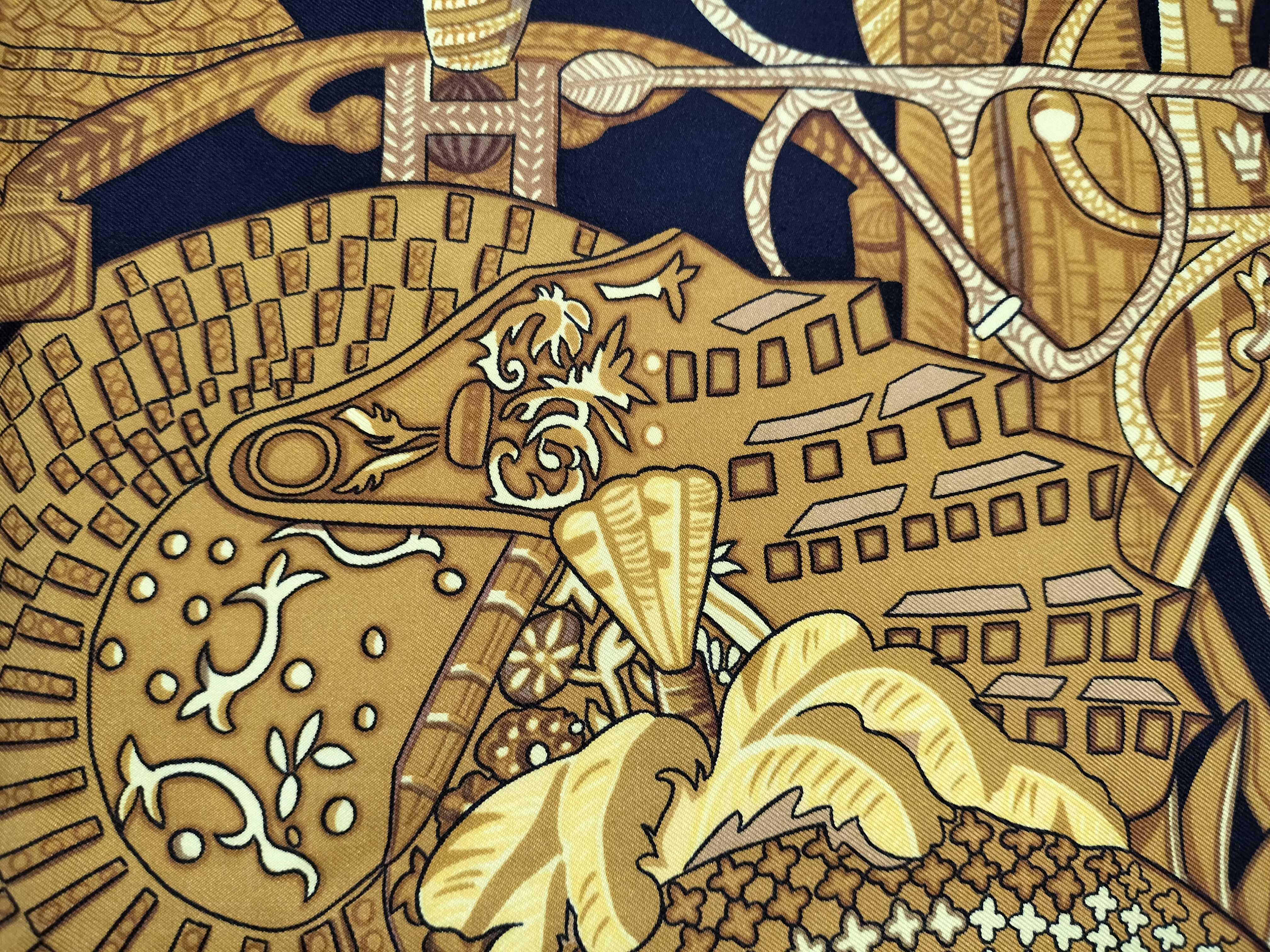 Hermes Armets en Panache Silk Scarf