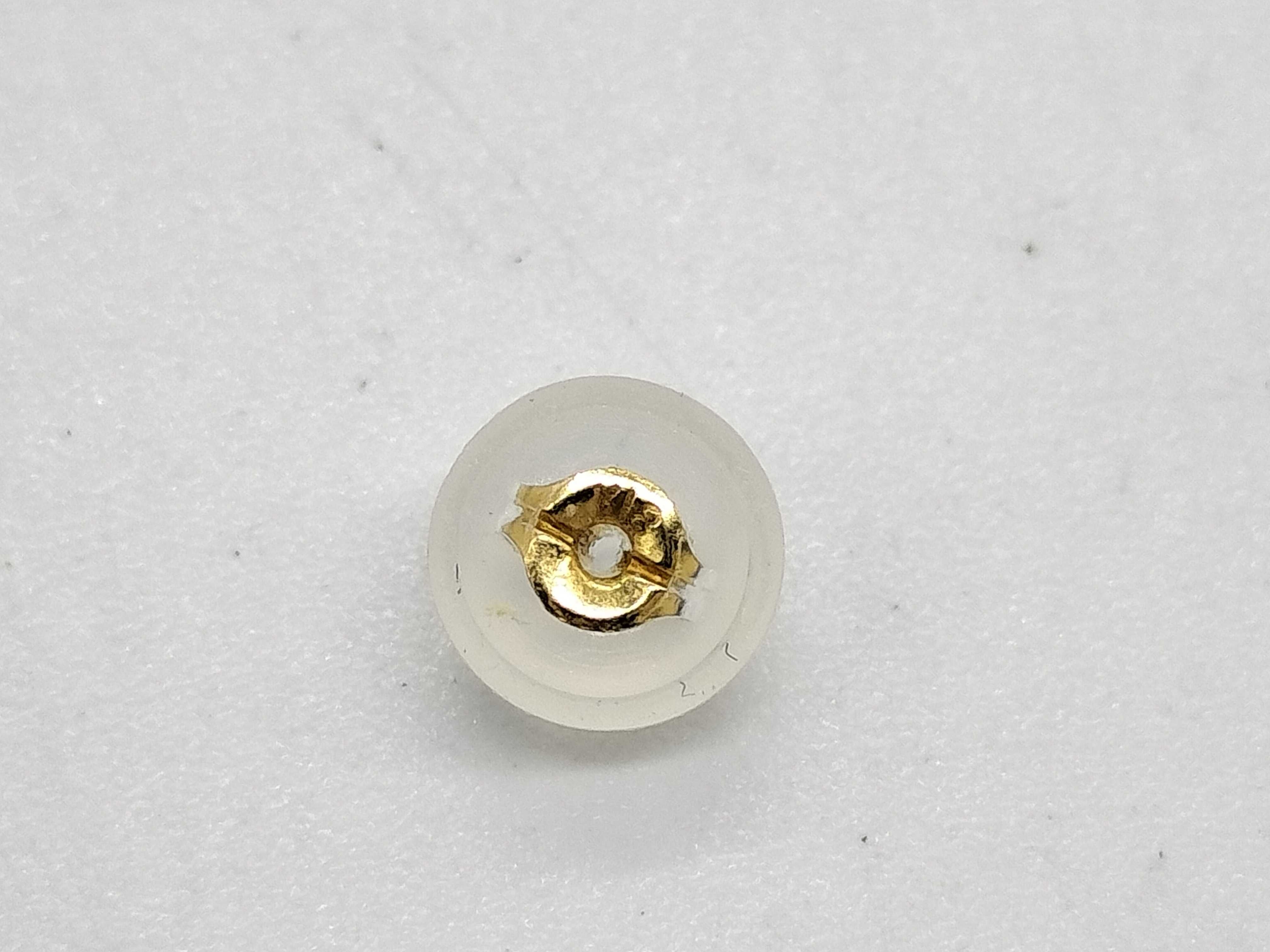 A Pair of Diamond and 18K Yellow Gold Stud Earrings