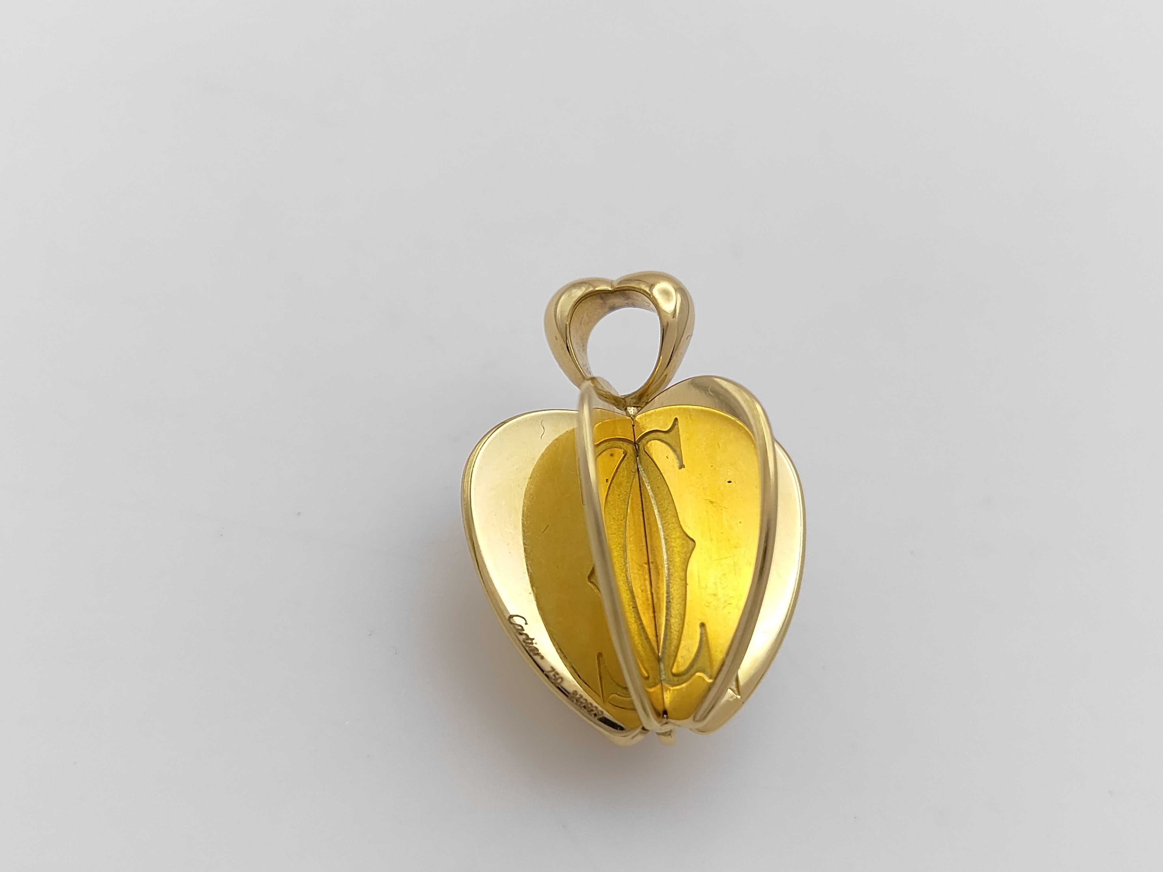 Cartier 18 Karat Yellow Gold Three-Dimensional Apple Pendant