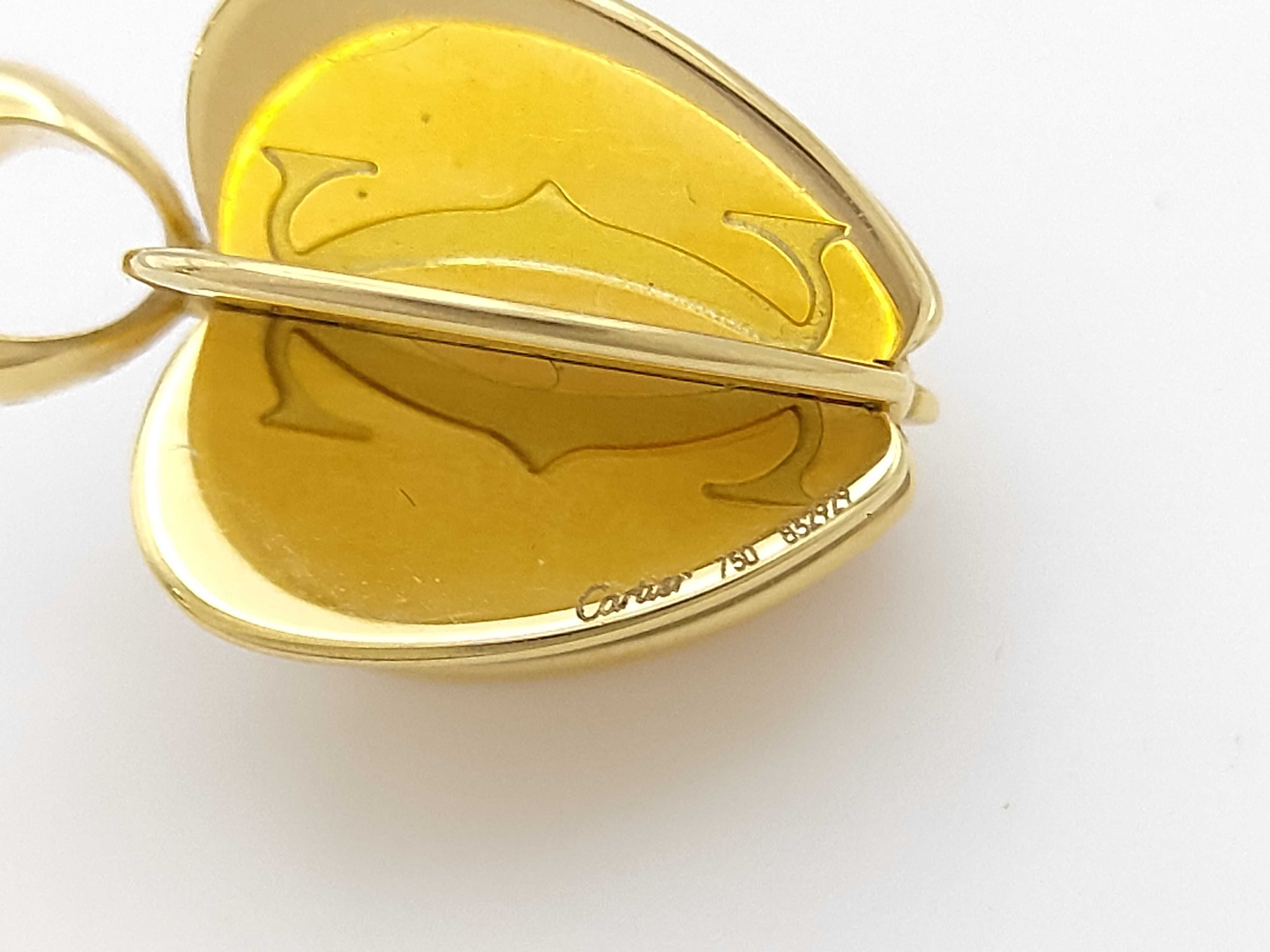 Cartier 18 Karat Yellow Gold Three-Dimensional Apple Pendant