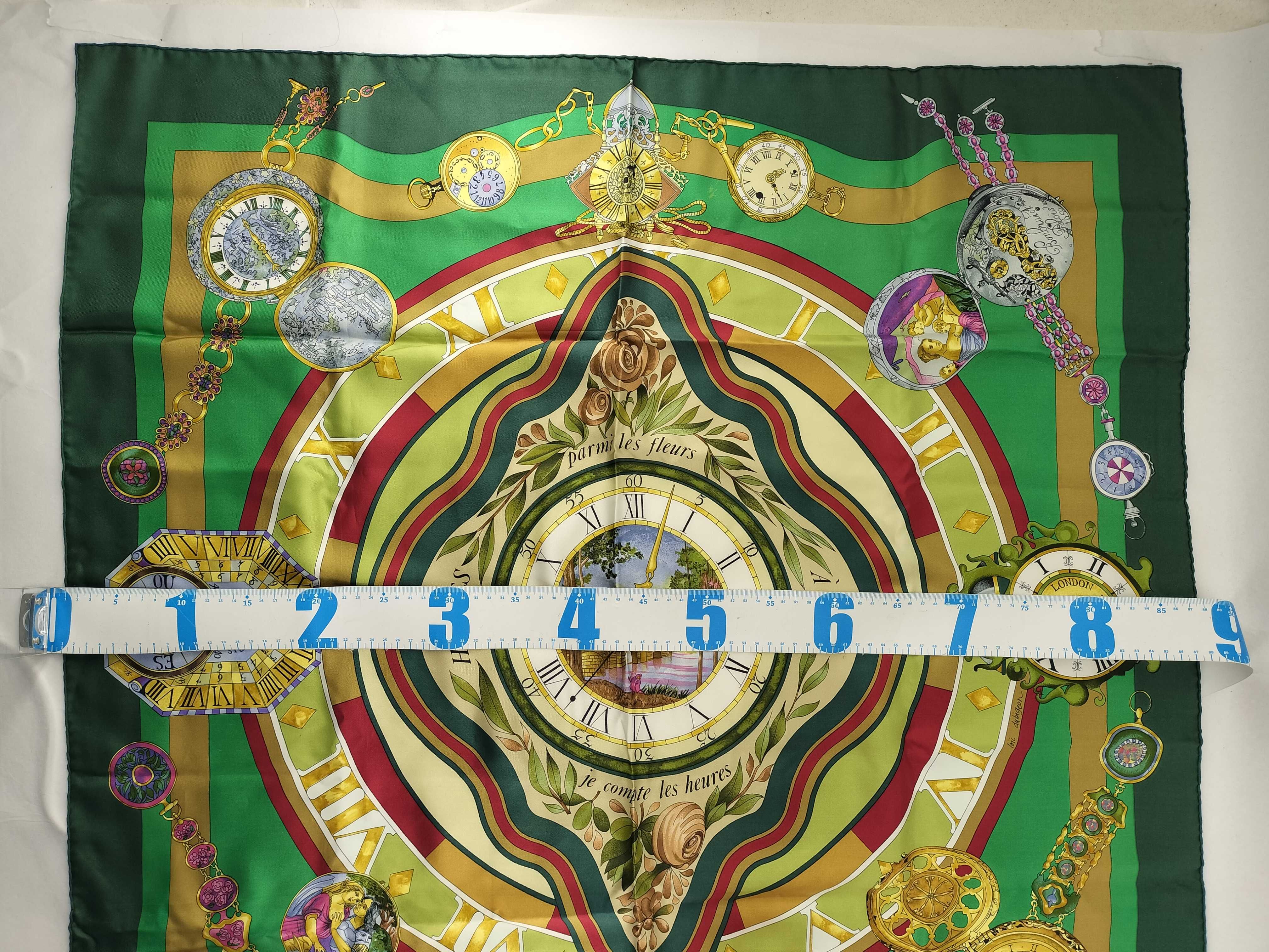 Hermes Parmi les Fleurs Je Compte les Heures Silk Scarf