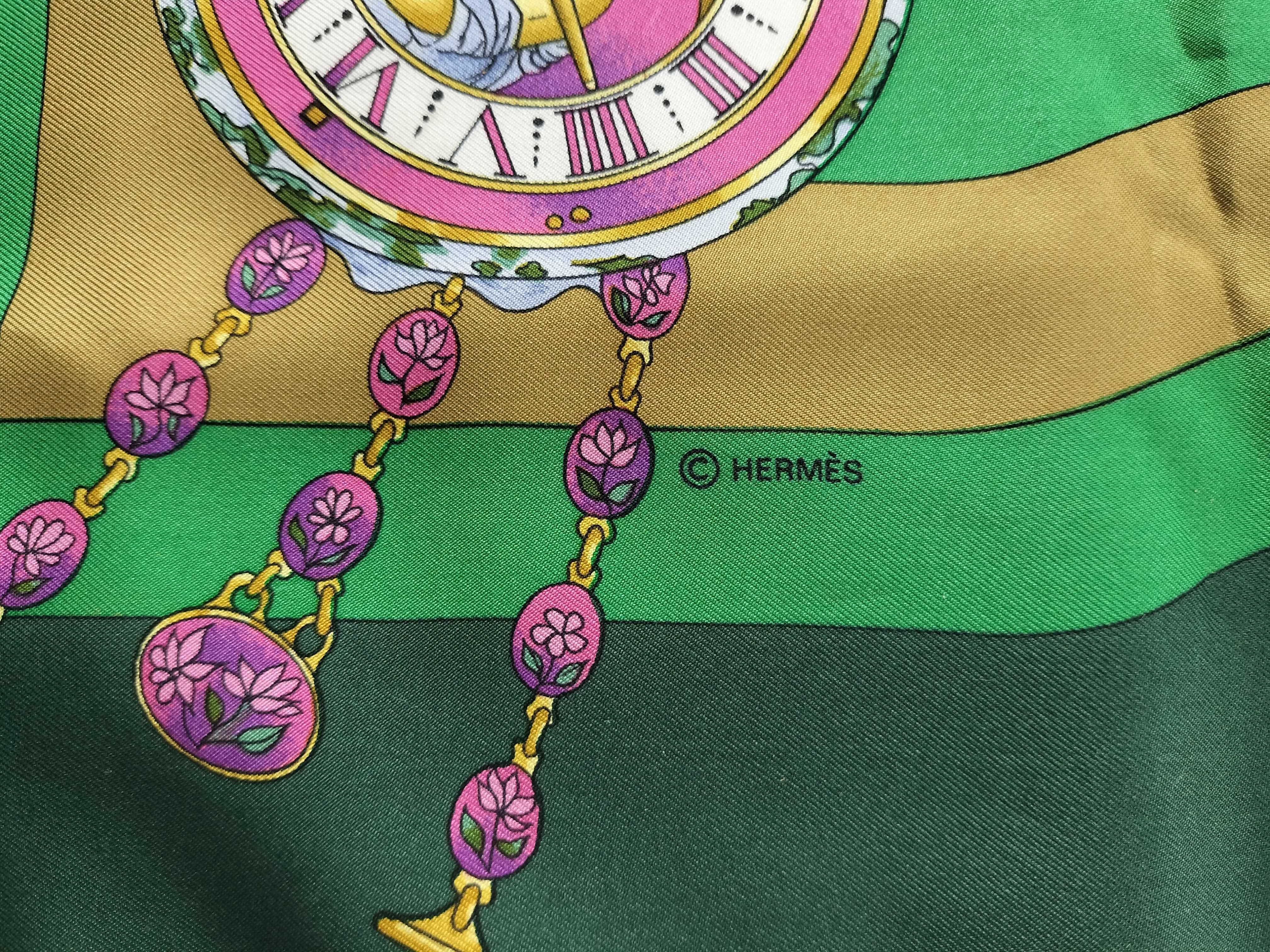 Hermes Parmi les Fleurs Je Compte les Heures Silk Scarf