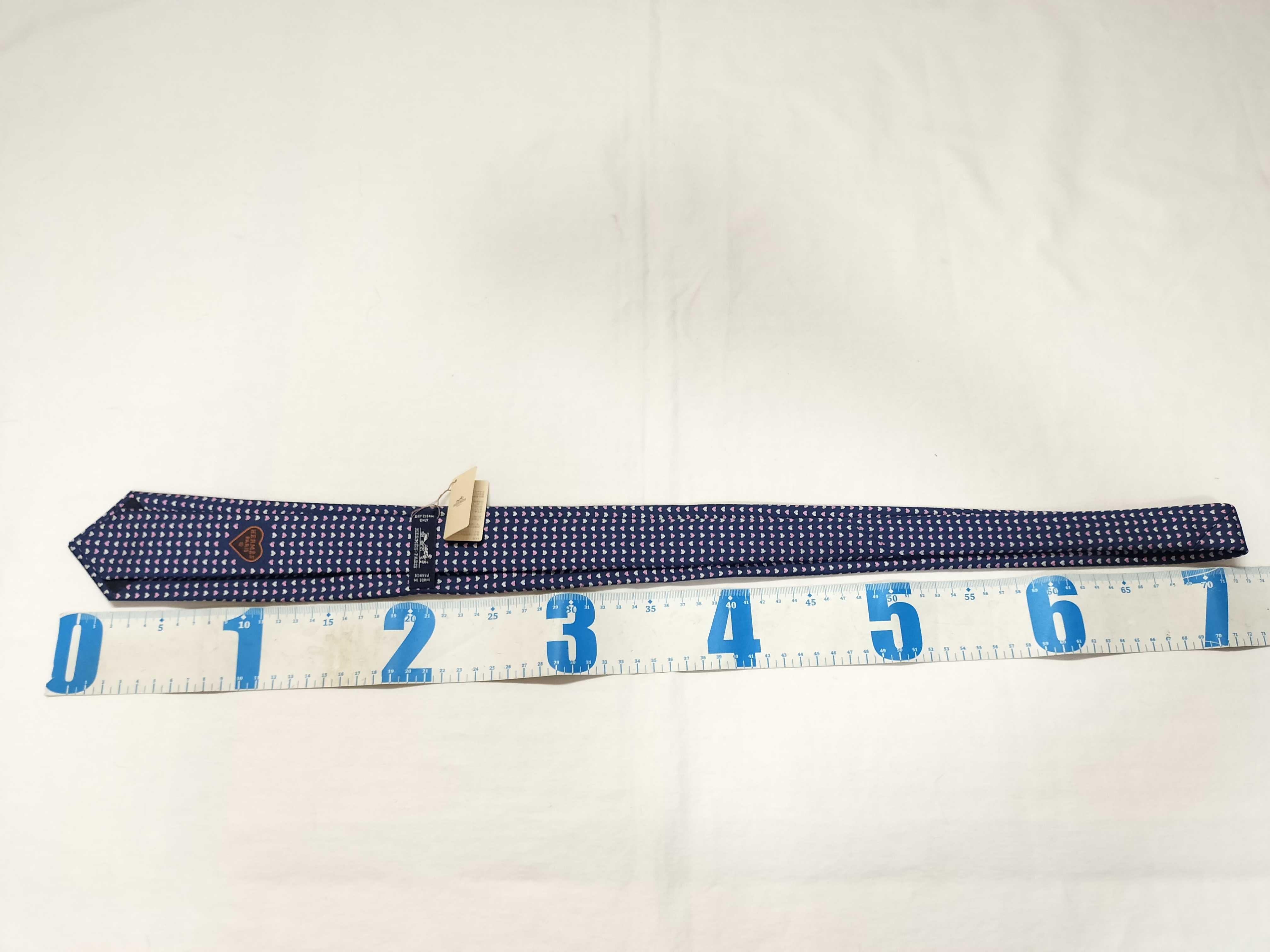 Hermes Silk Heart Motif Necktie, Reference 339366T