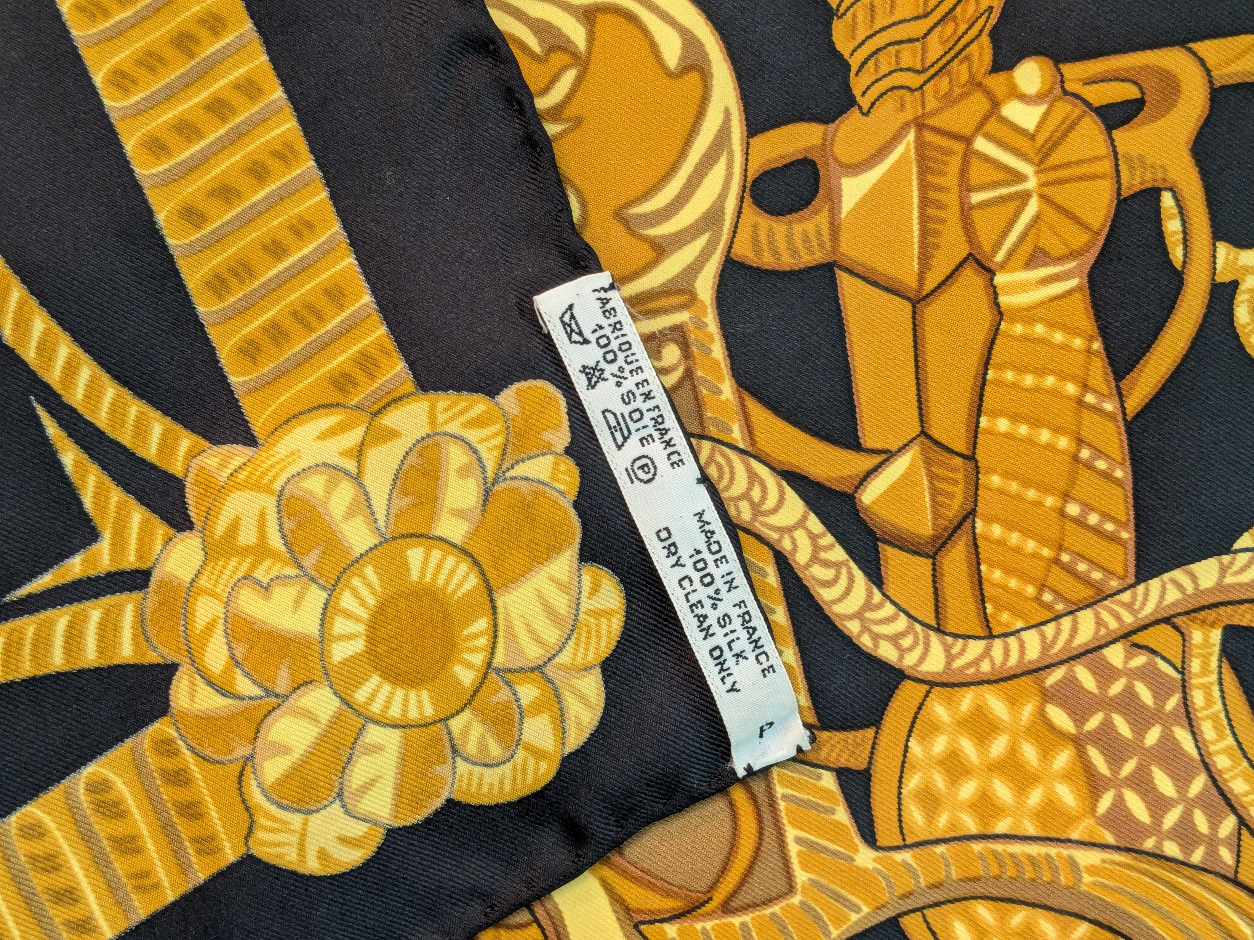 Hermes Paris Armets en Panache Silk Carre Scarf