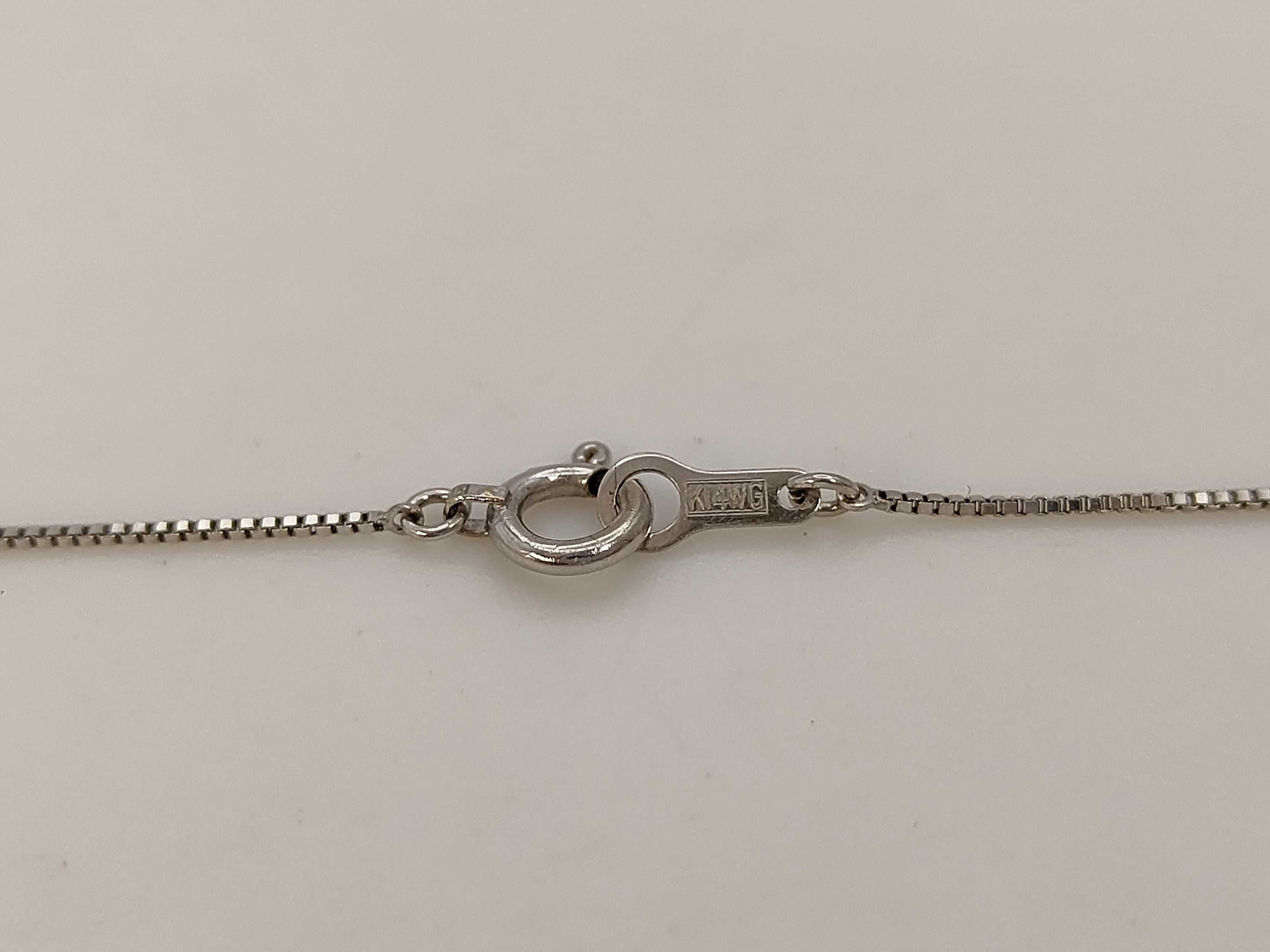 14 Karat White Gold and 8.1mm Cultured Pearl Pendant Necklace