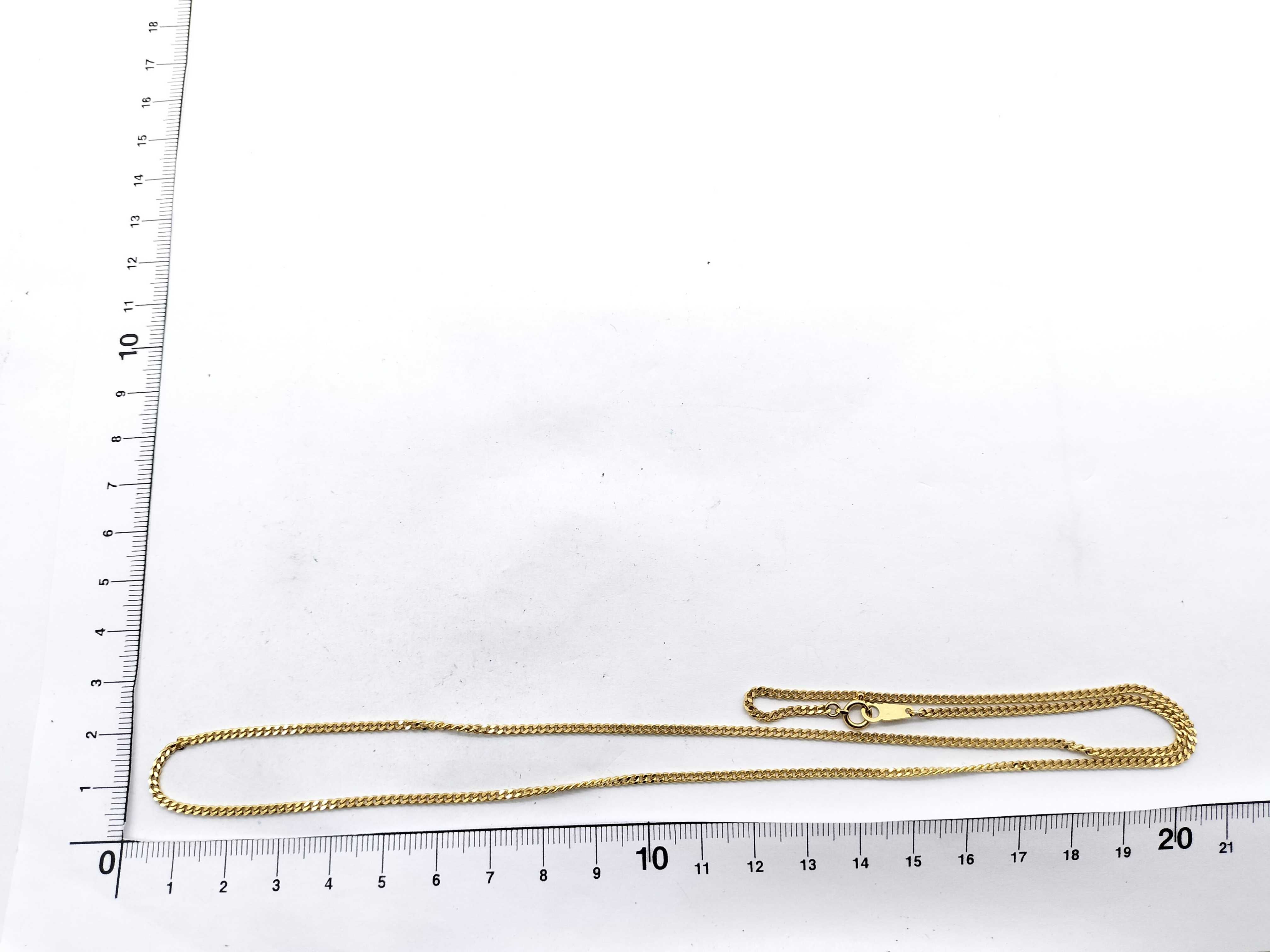 18 Karat Gold Curb Link Chain Necklace
