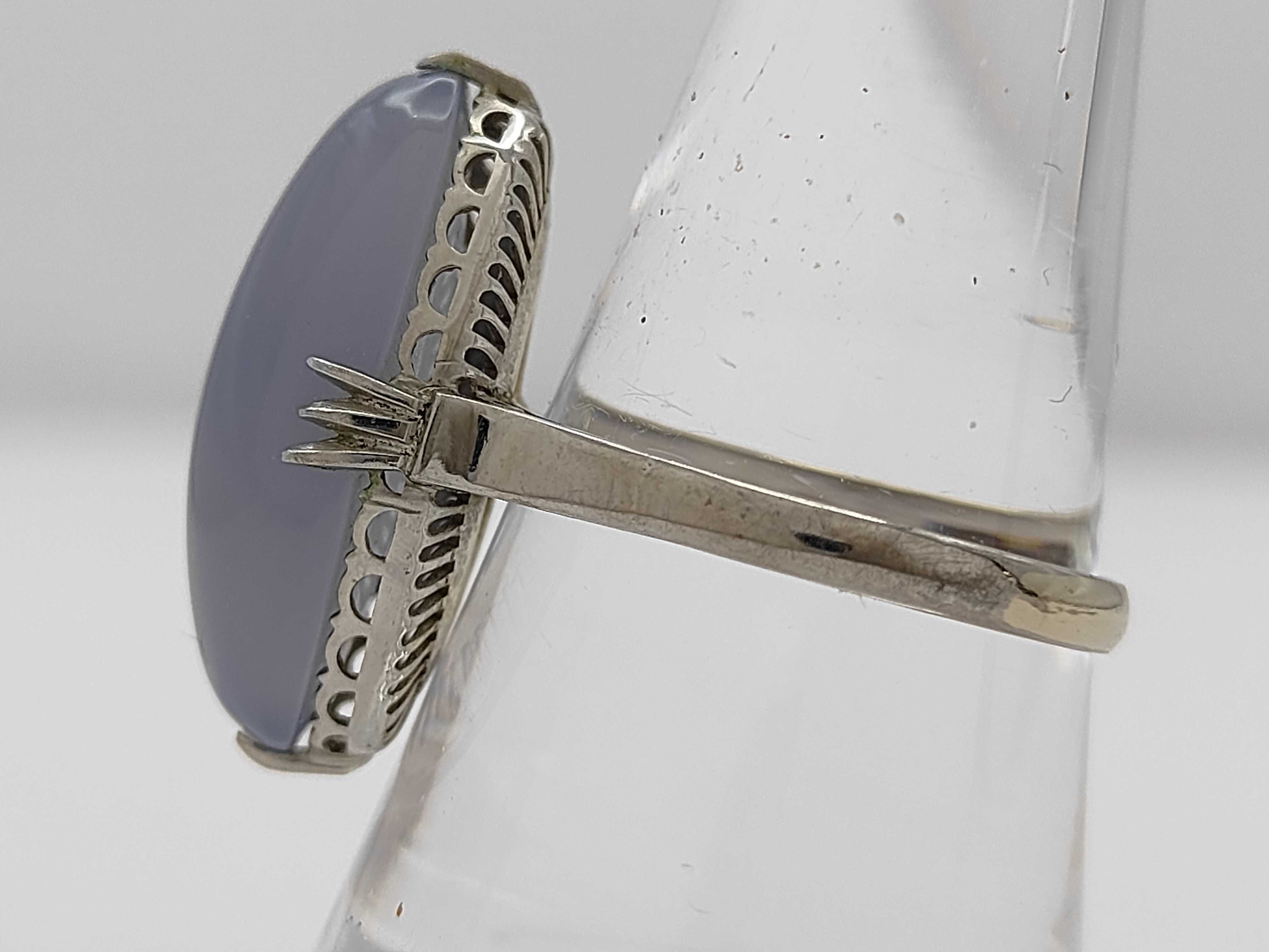 14 Karat White Gold and Oval Blue Chalcedony Ring