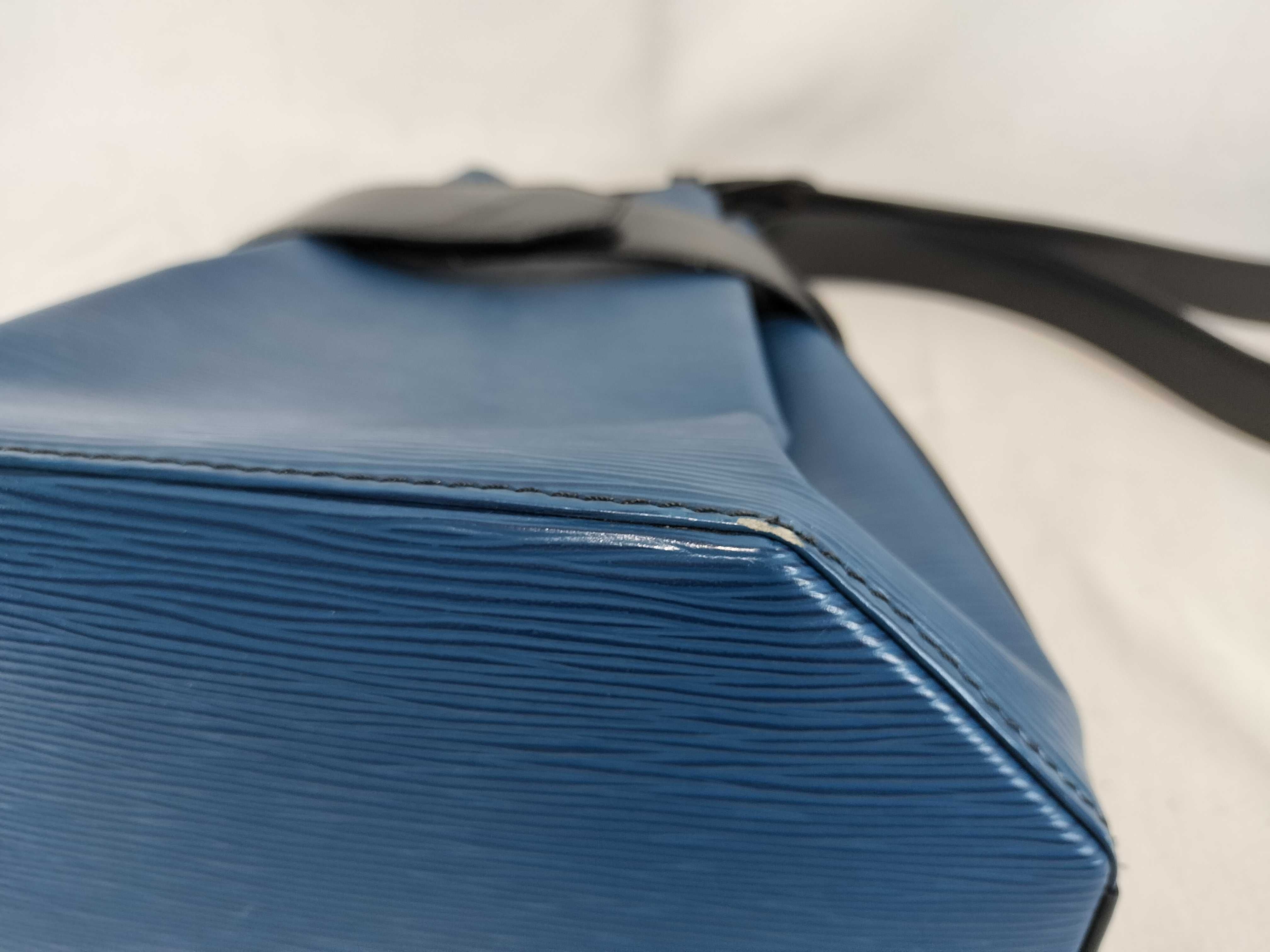 Louis Vuitton Blue Epi Leather Sac d'Epaule Shoulder Bag