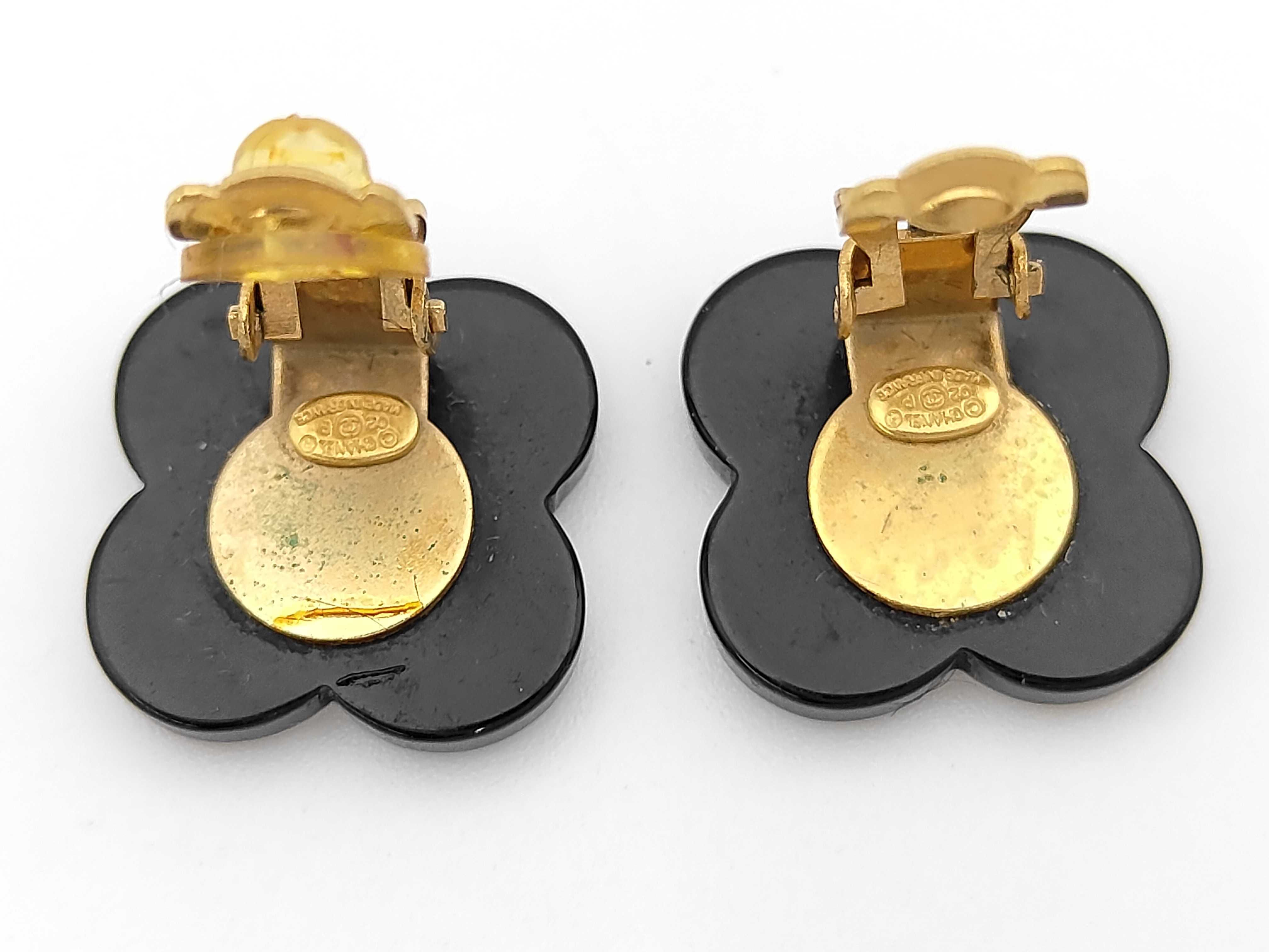 A Pair of Chanel Spring 2002 Resin Flower Clip-On Earrings
