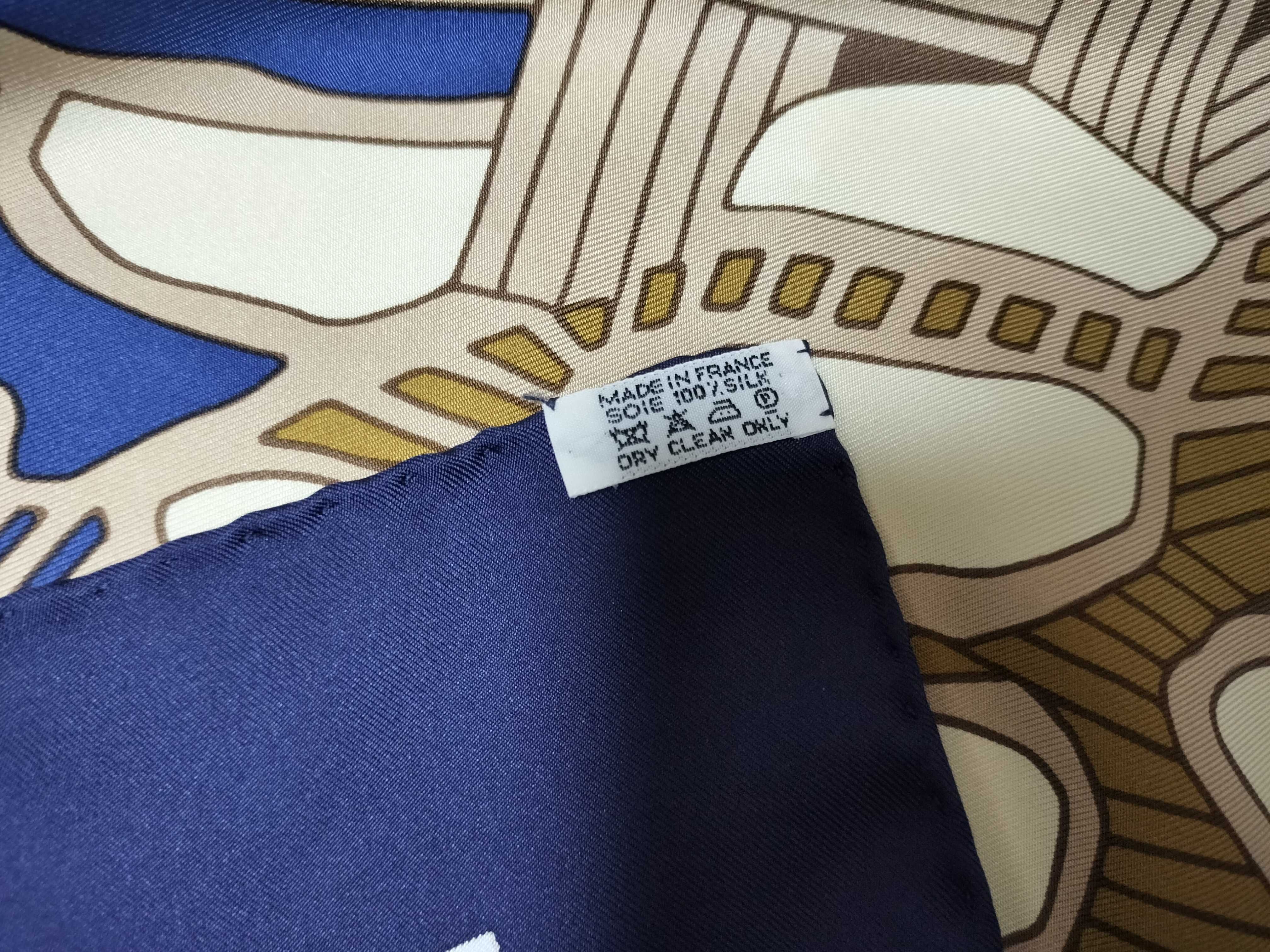 Hermes Grands Fonds detail Silk Scarf