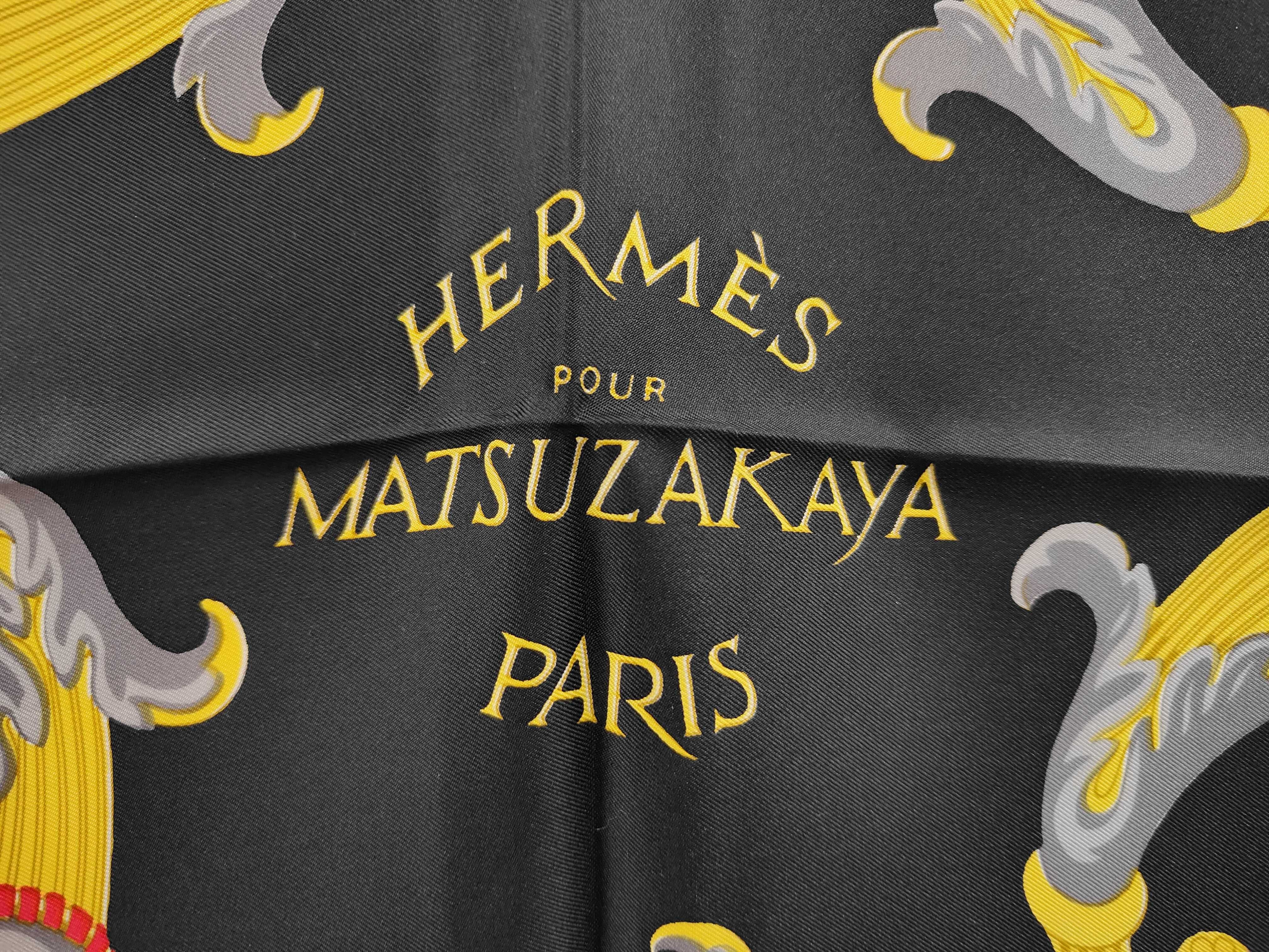 Hermes Special Edition Fleurs et Raisins Silk Carre 90 Scarf for Matsuzakaya