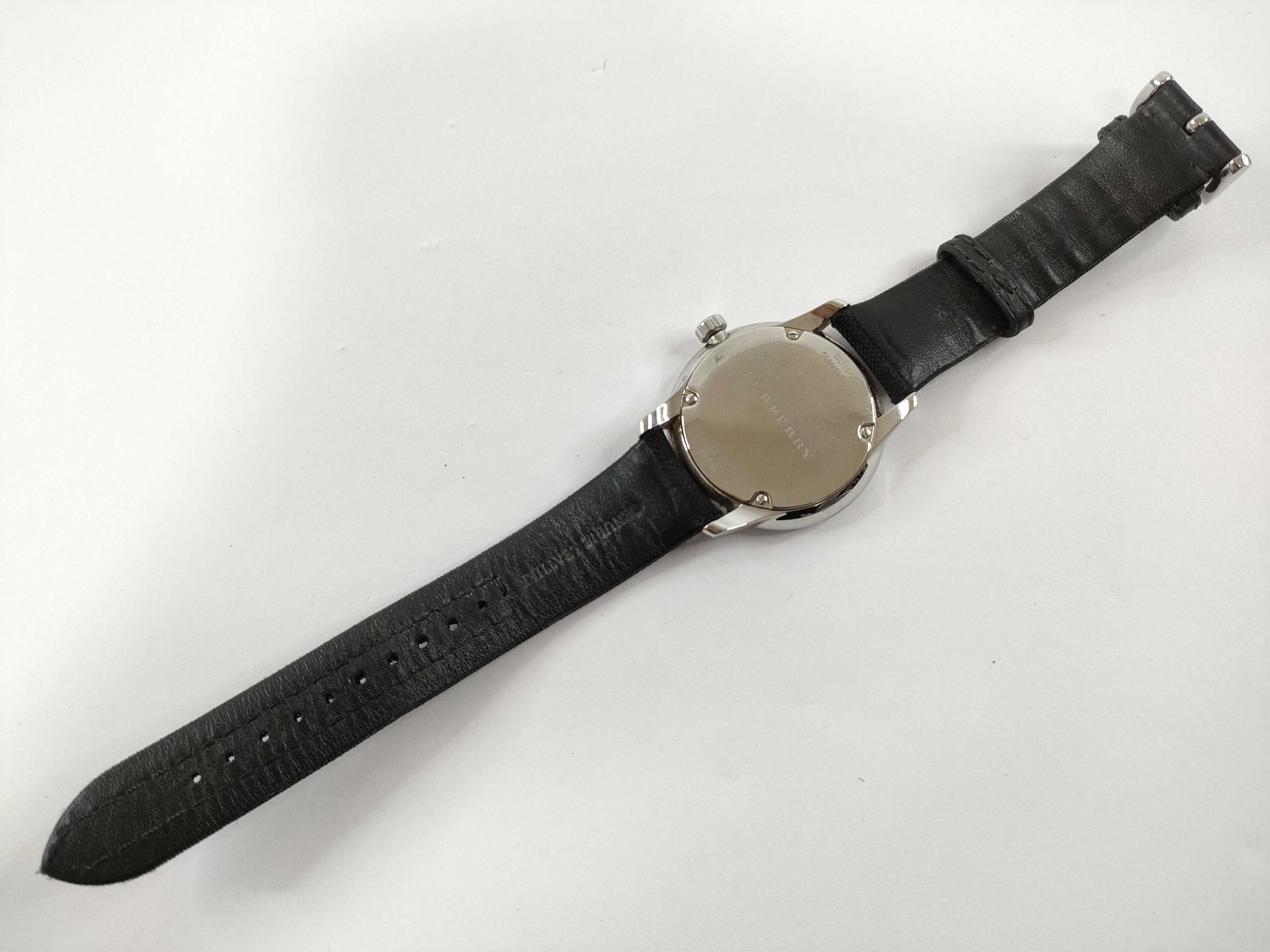 Burberry BU10008 The Classic Round Stainless Steel Quartz Wristwatch
