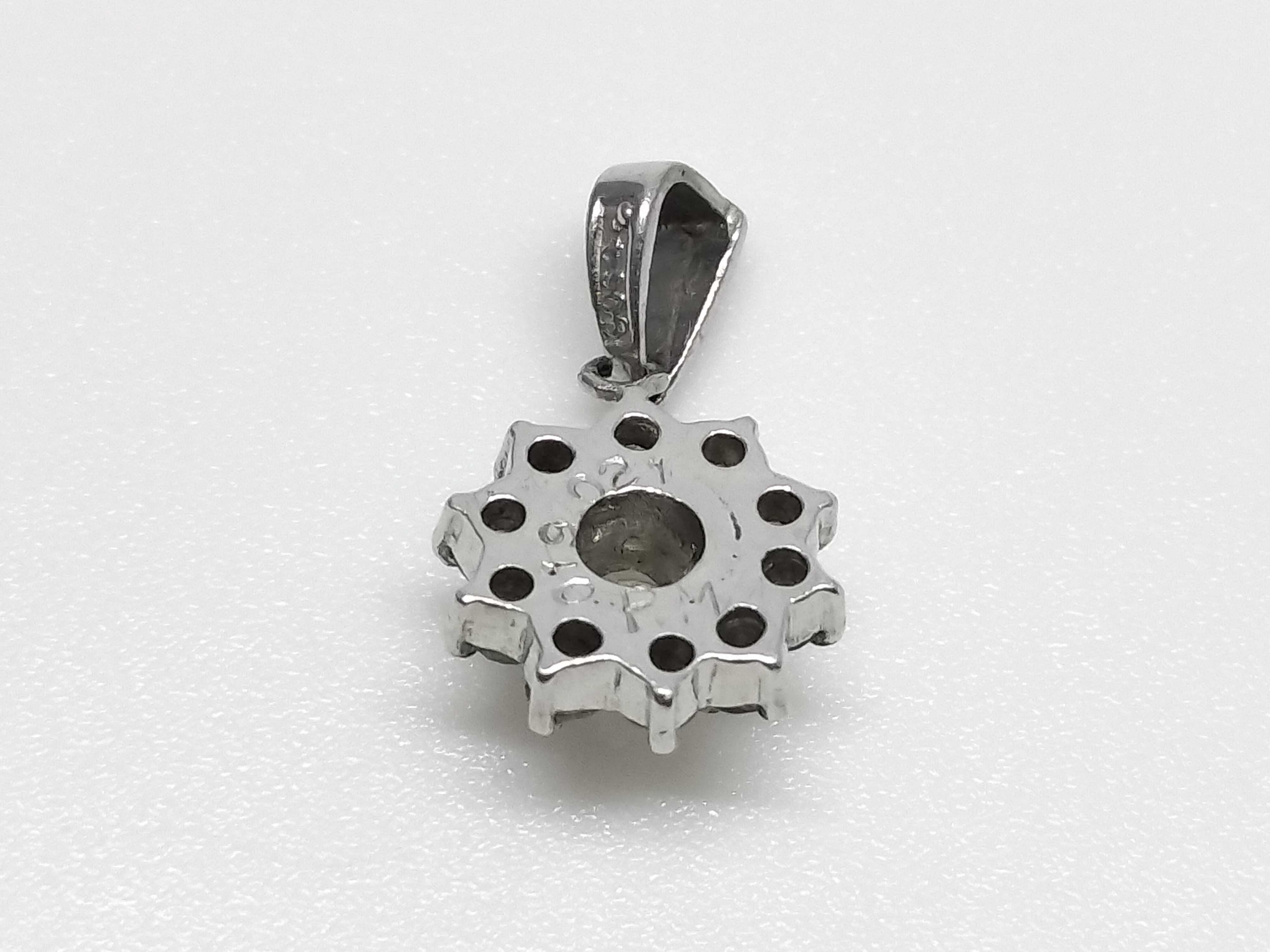 18 Karat White Gold .40ct Diamond Halo Cluster Pendant
