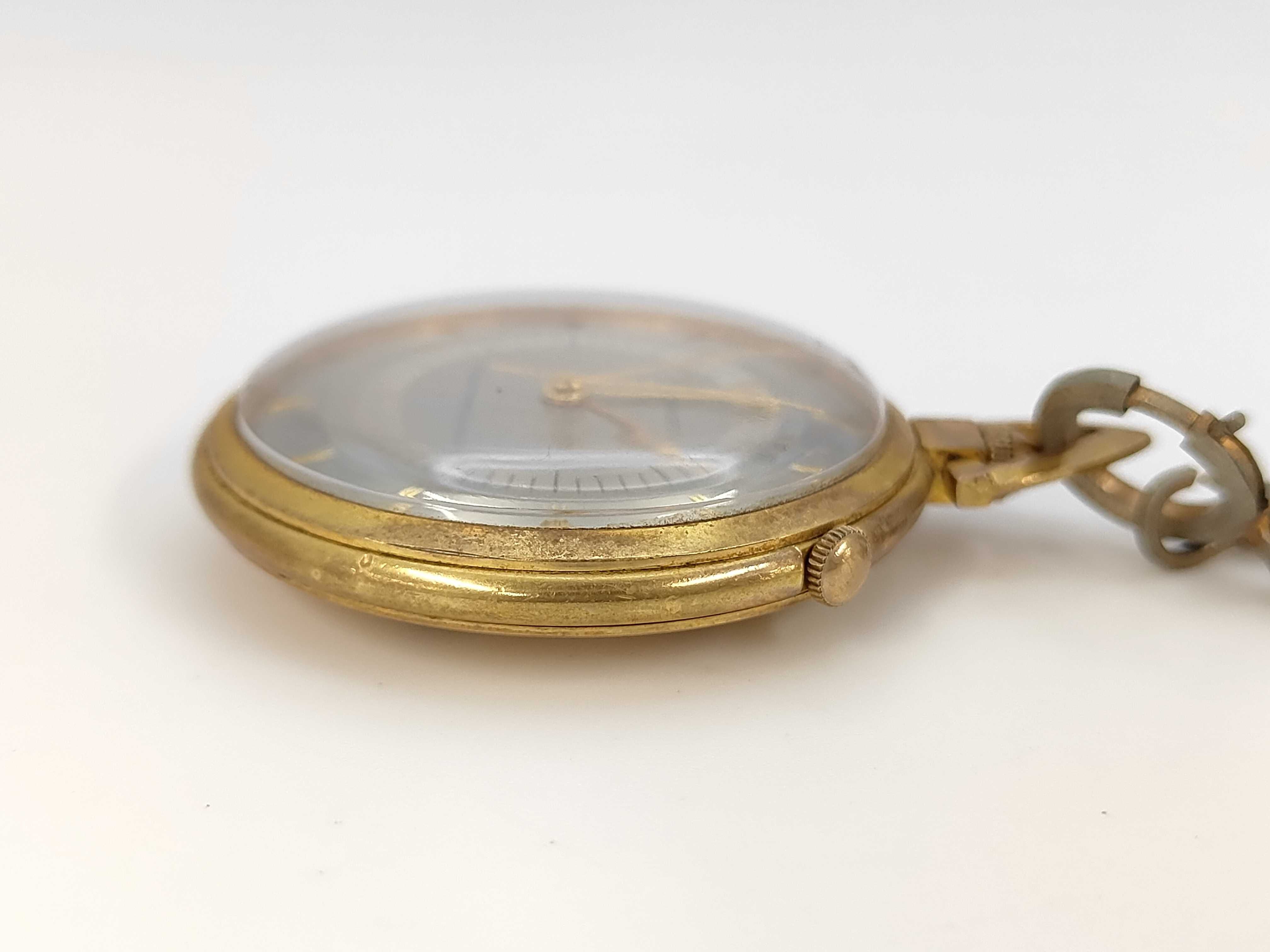 Citizen Alarm Gold-Tone 17 Jewels Parashock Pocket Watch with Chain