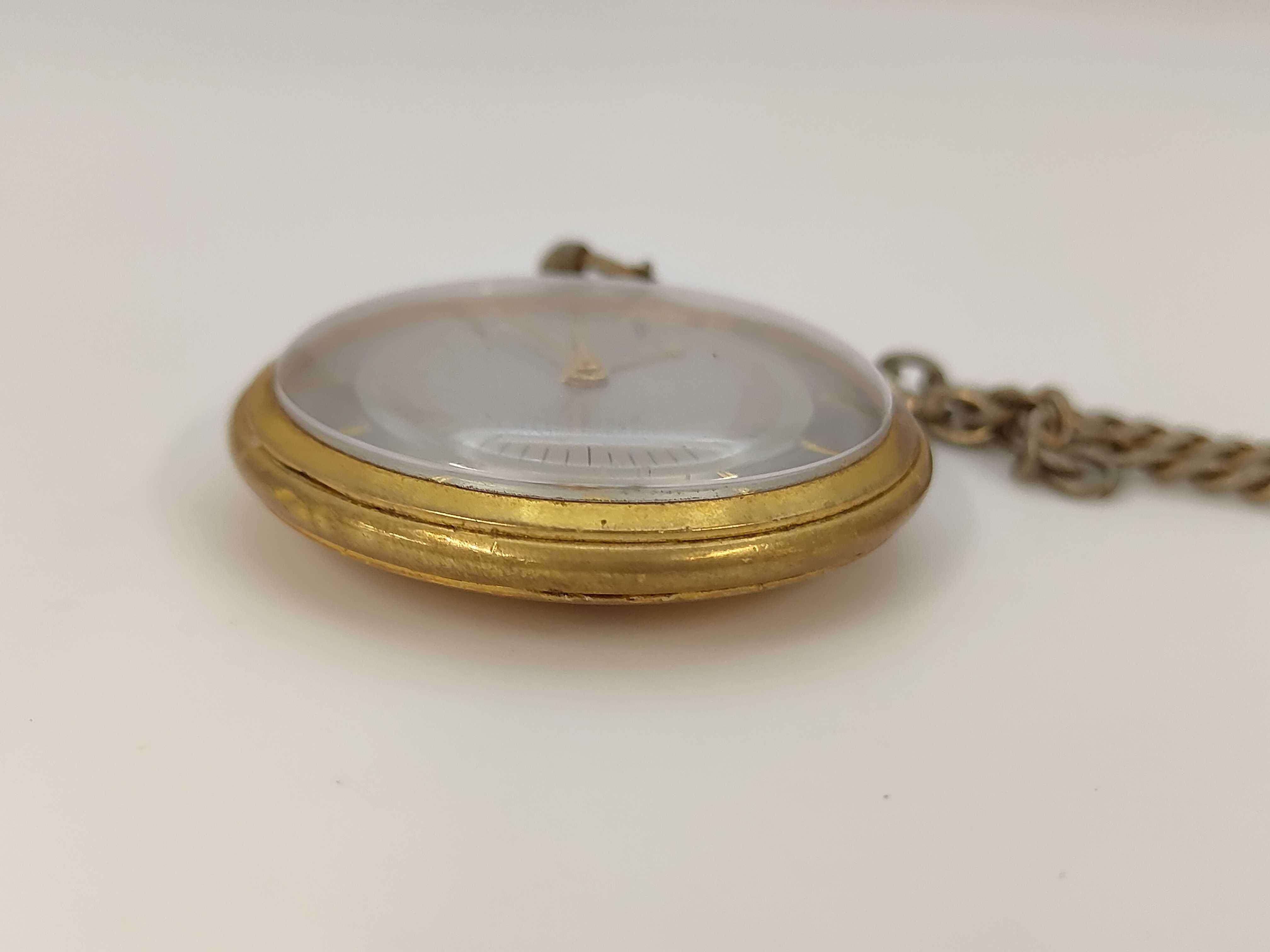 Citizen Alarm Gold-Tone 17 Jewels Parashock Pocket Watch with Chain