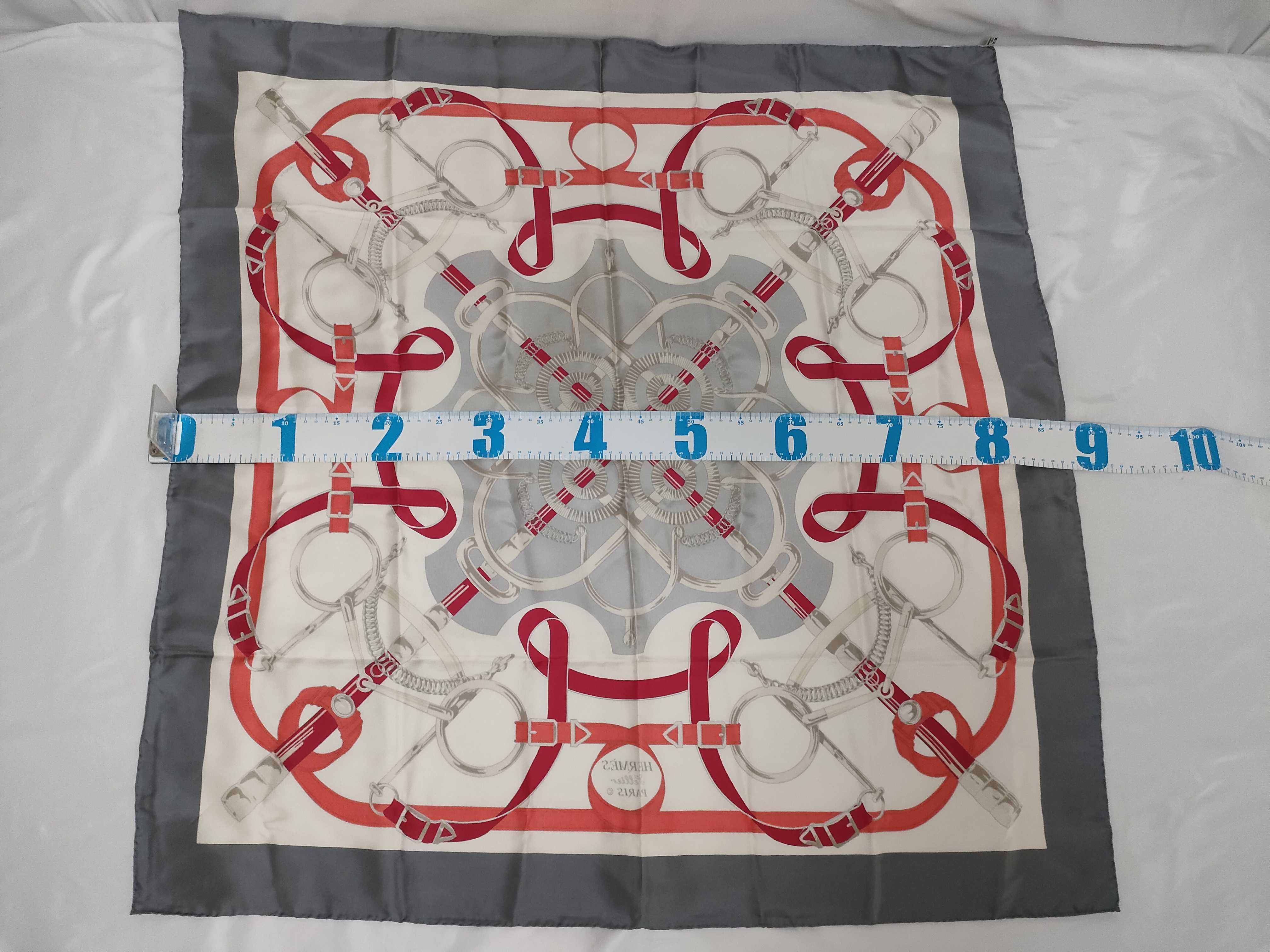 Hermes Eperon d'Or Silk Carre 90 Scarf