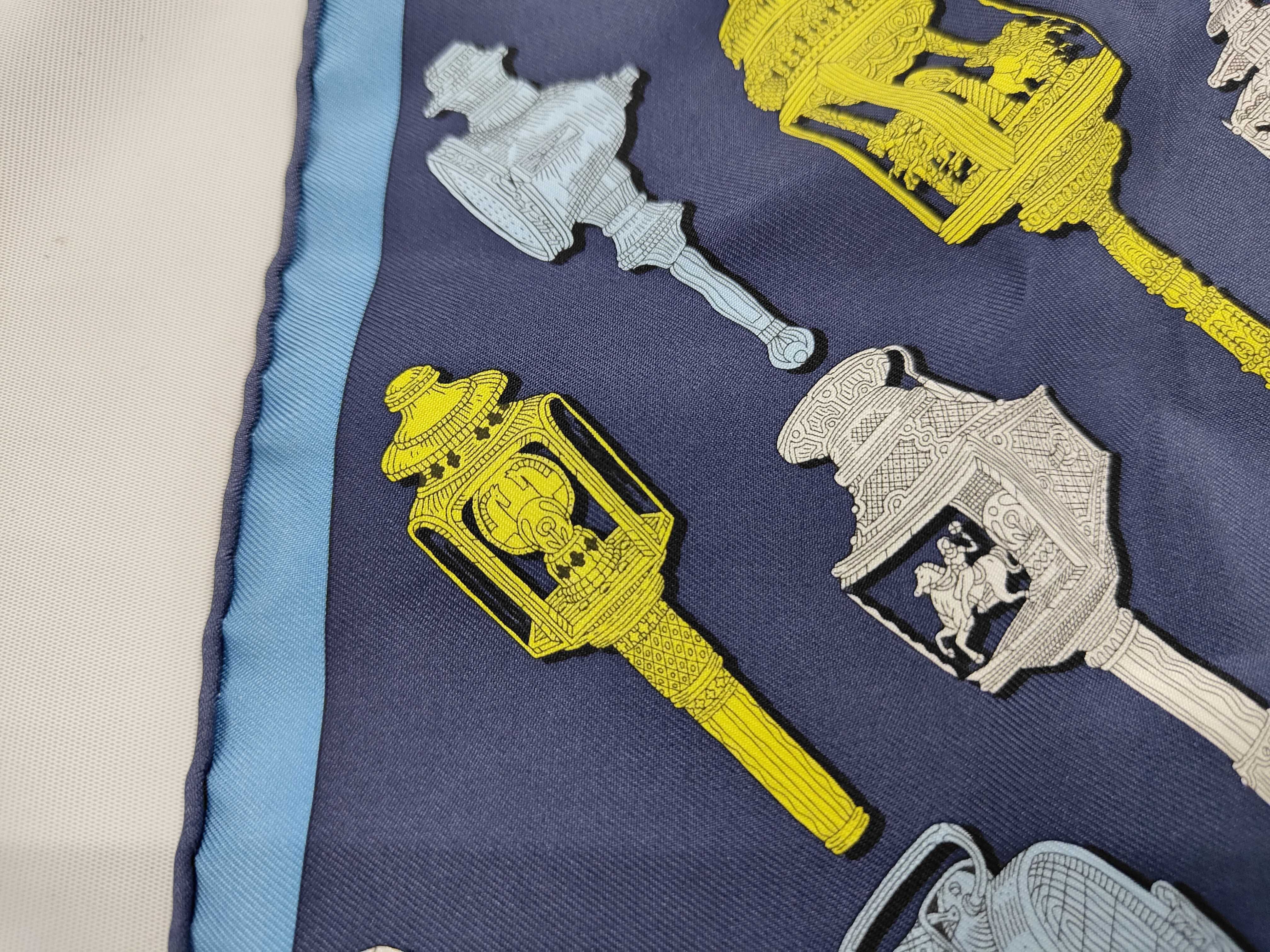 Hermes Merveilleuses Lanternes Silk Twill Gavroche Scarf