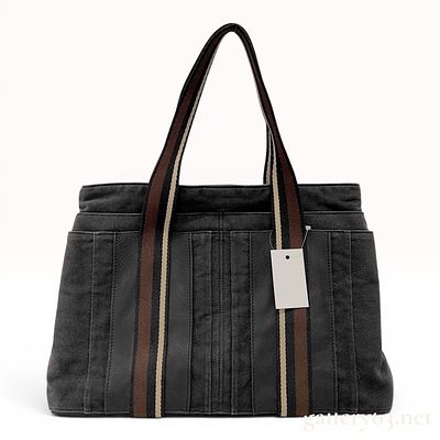 Hermes Sac Troca Gray Canvas Tote Bag. This Hermes Sac Troca tote bag is constructed from gray 
