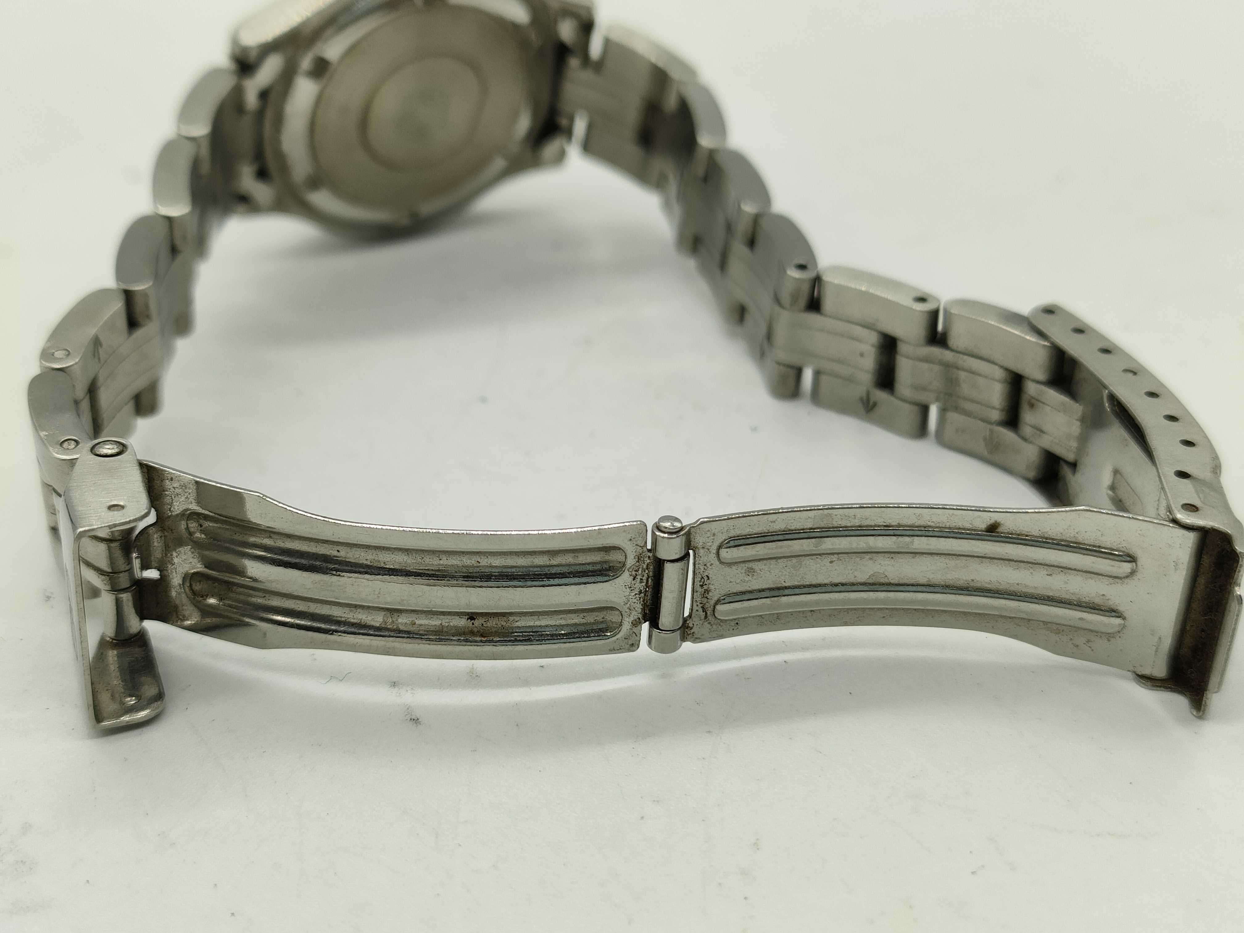 A Ladies Balenciaga Paris Stainless Steel Wristwatch