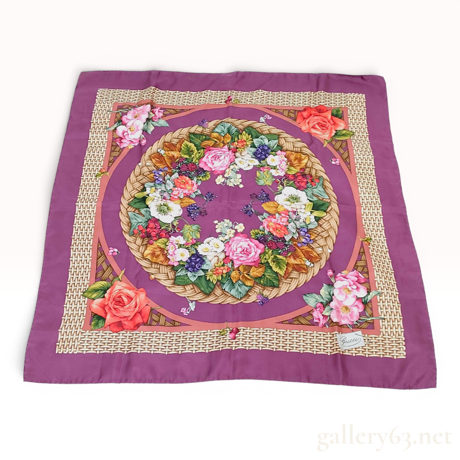 Gucci Flora Printed Silk Twill Scarf in Plum
