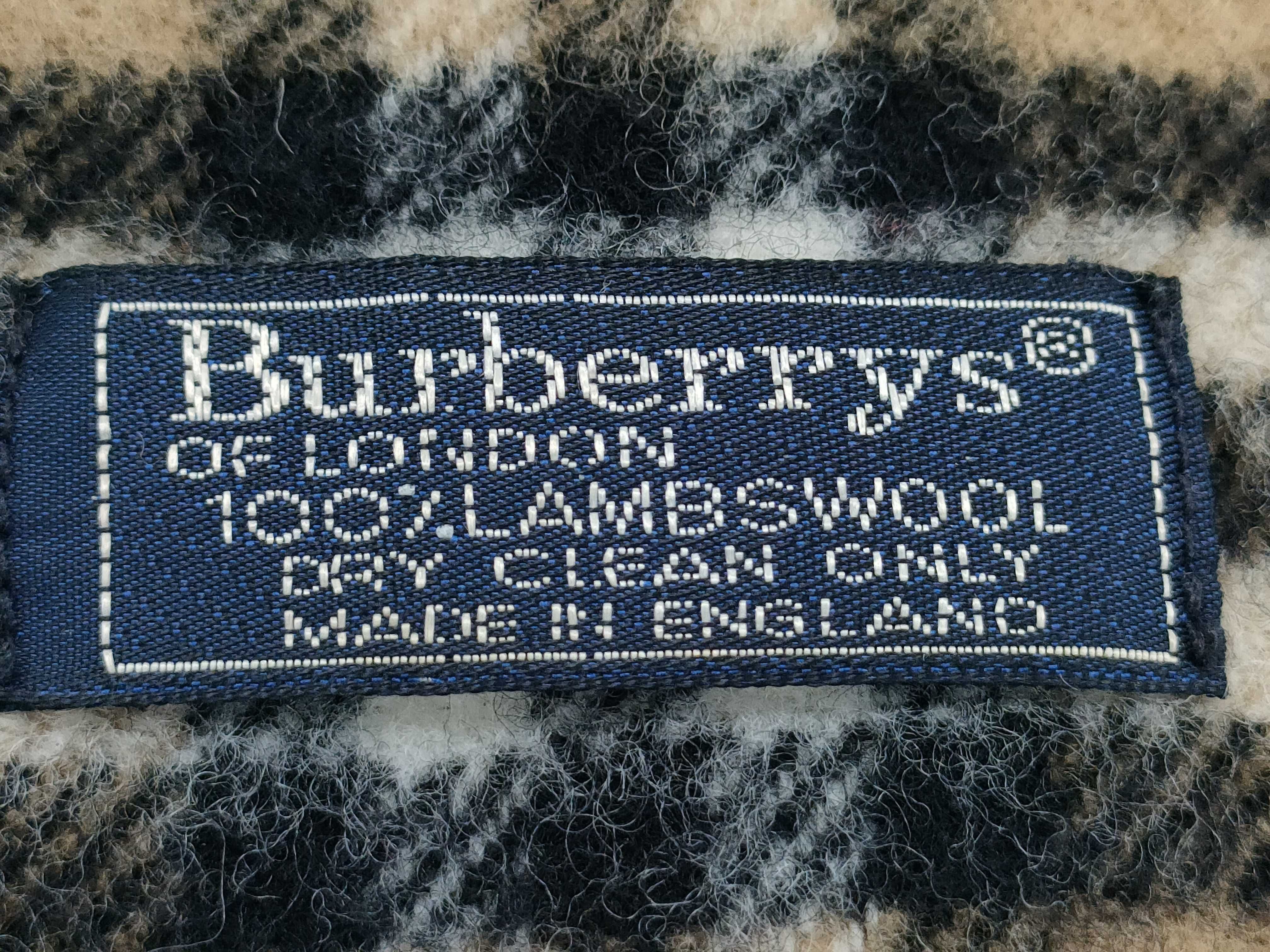 Burberrys of London Nova Check Lambswool Scarf