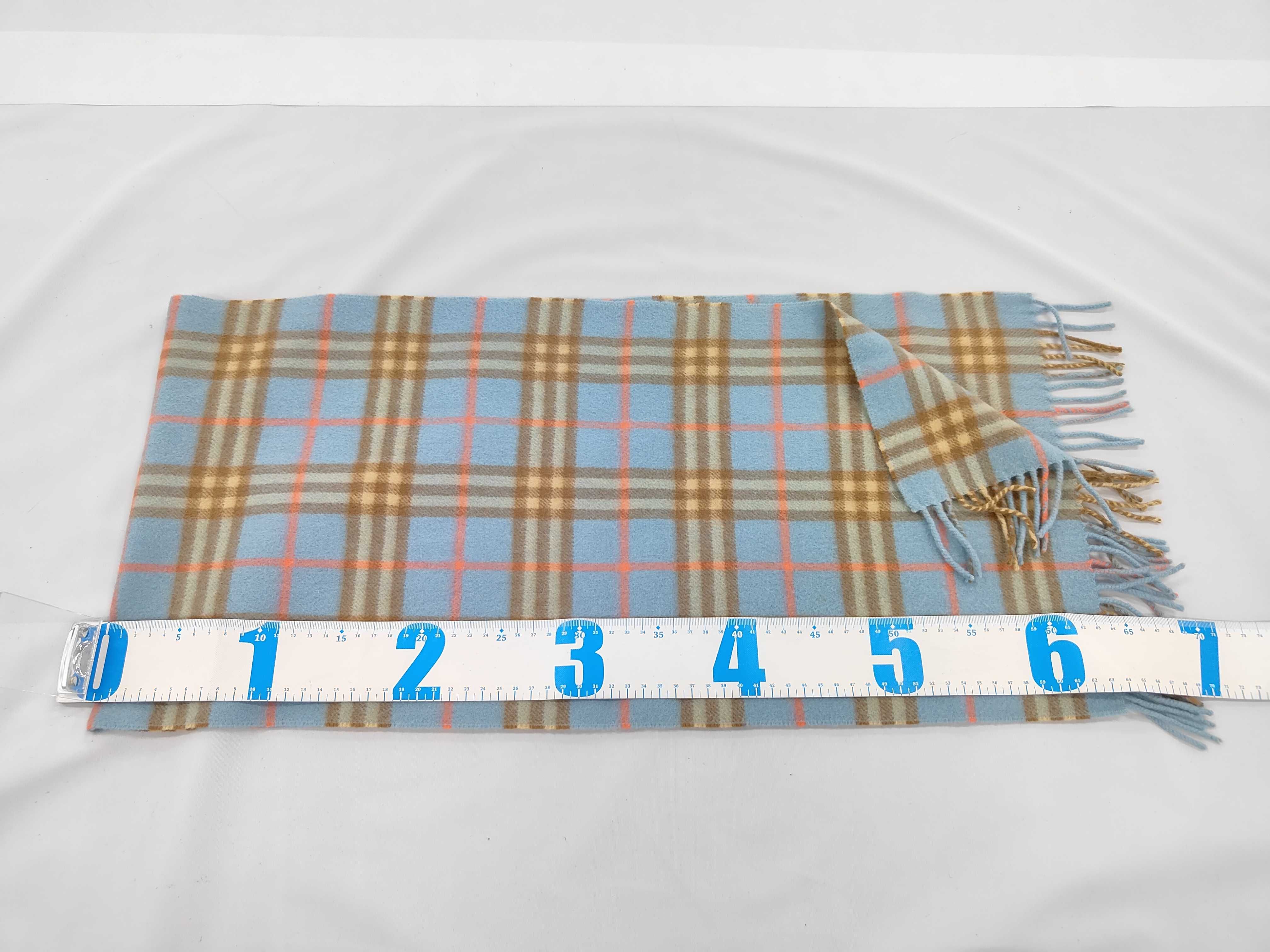 Vintage Burberrys 100% Cashmere Scarf in Light Blue Plaid