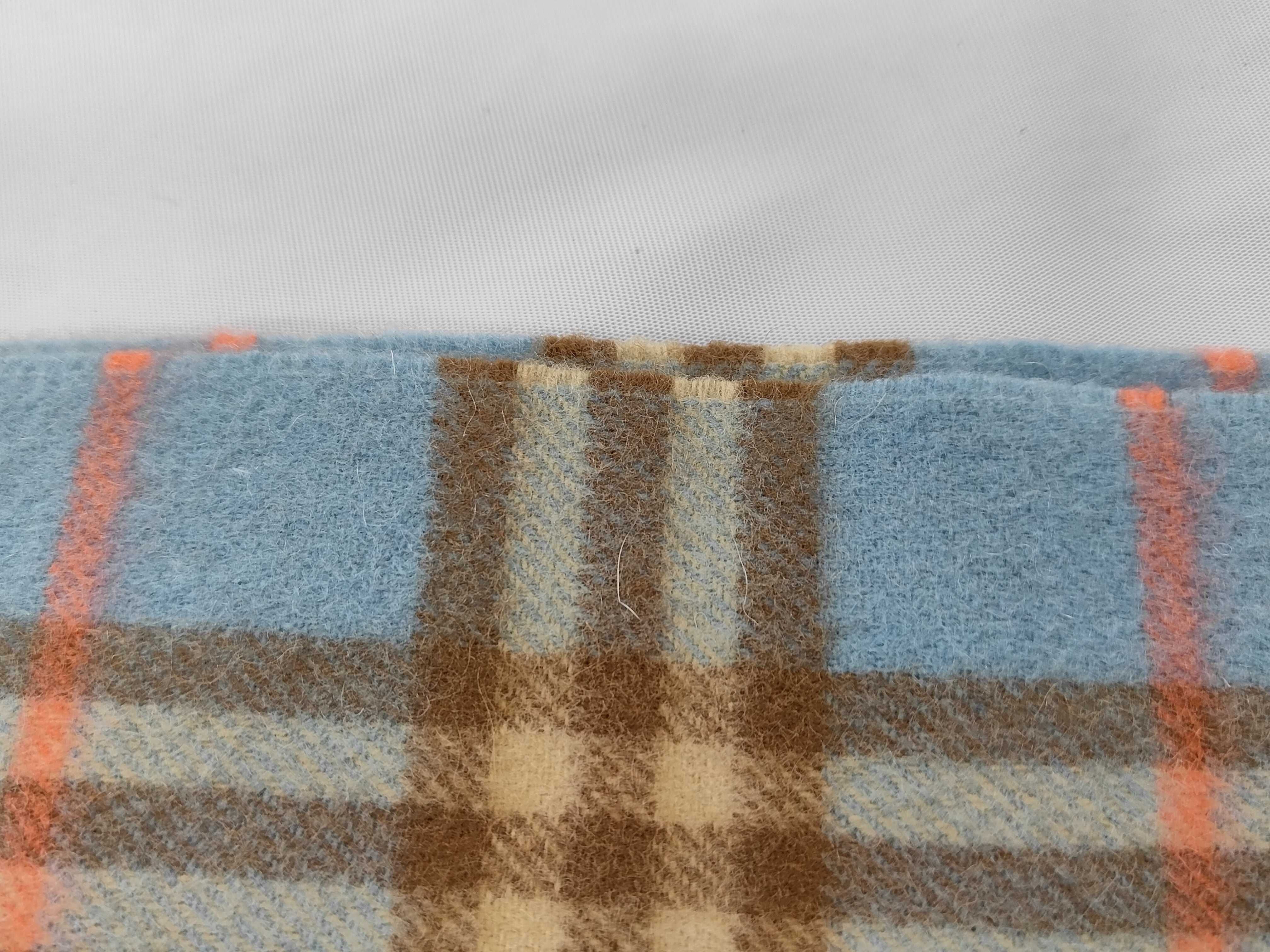 Vintage Burberrys 100% Cashmere Scarf in Light Blue Plaid