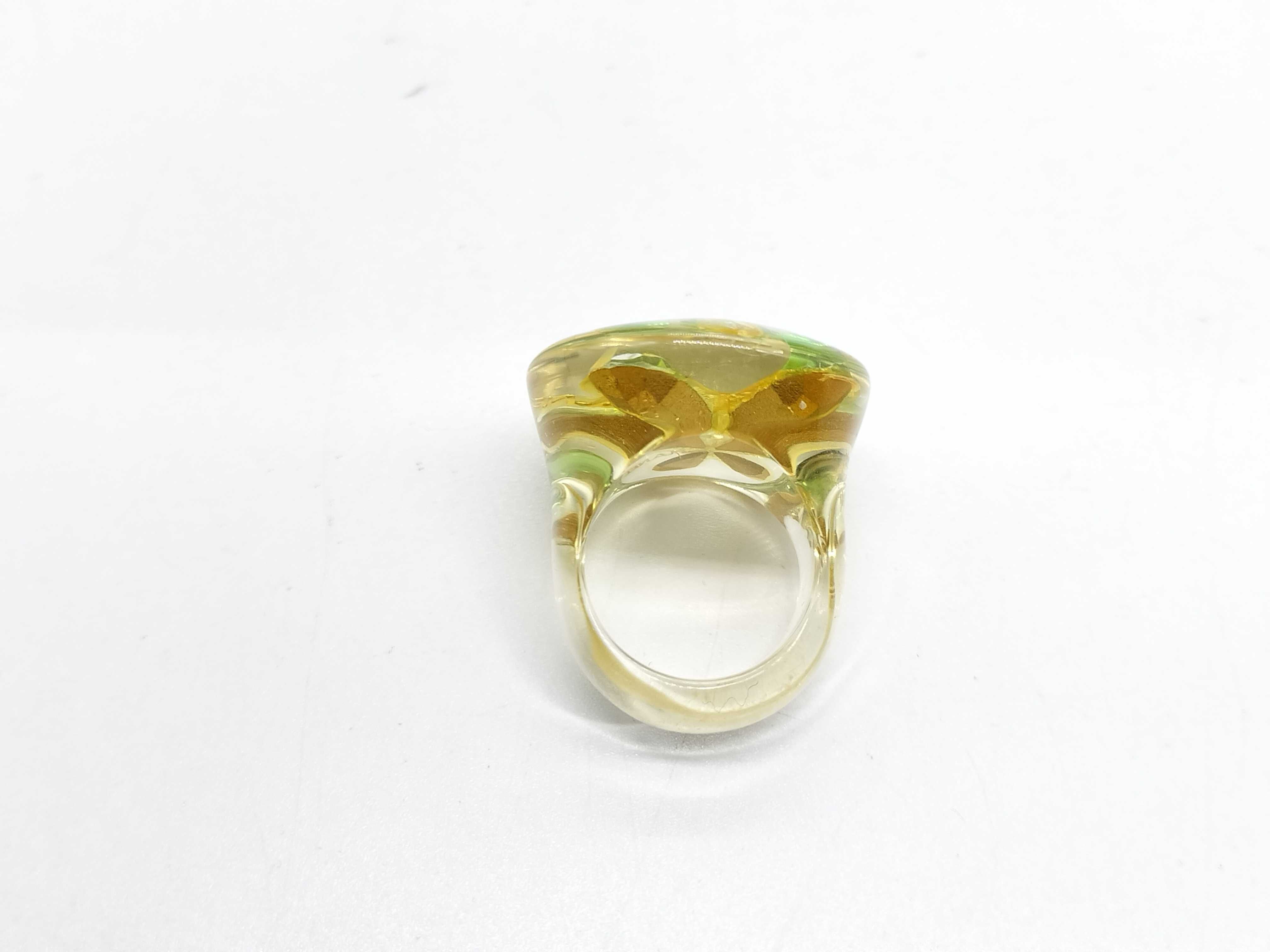 Chanel Vintage Resin Quatrefoil Clover Statement Ring