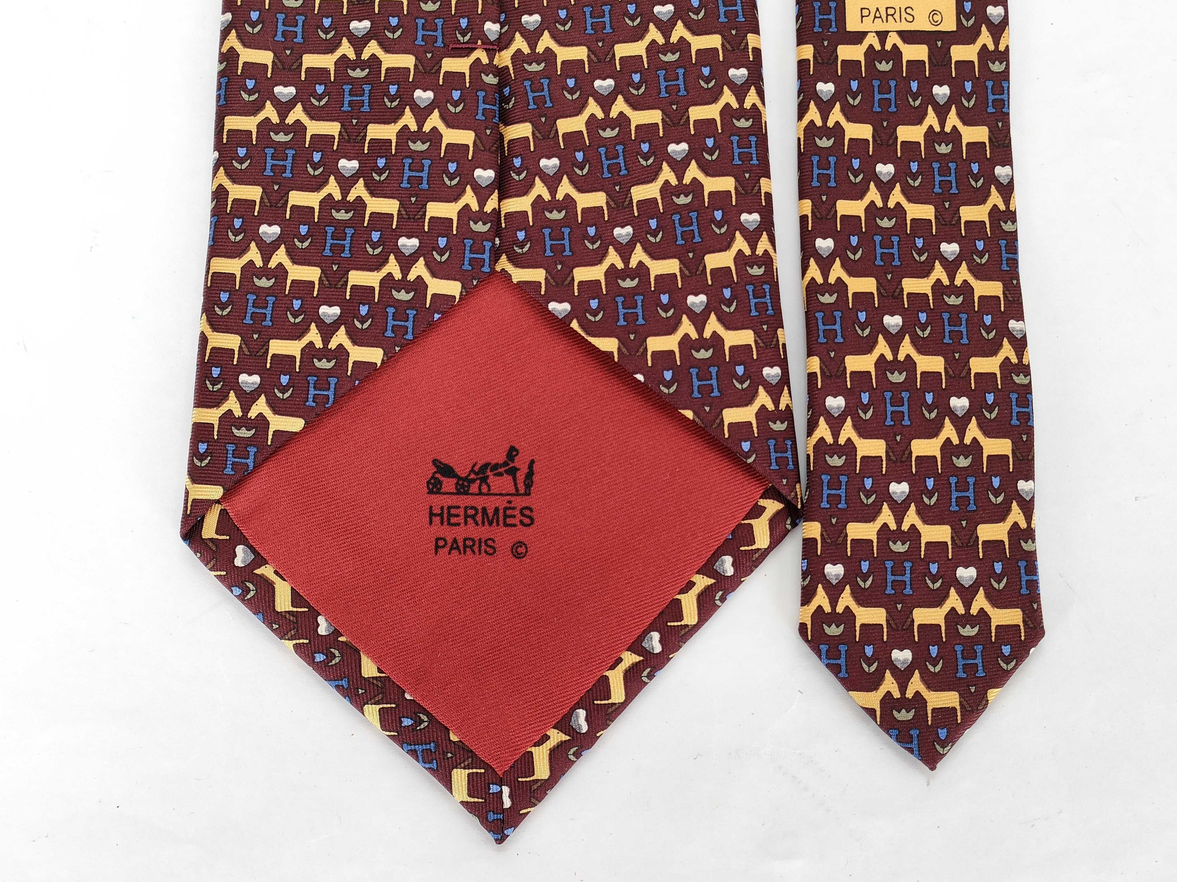 HERMES 100% Silk Burgundy Horse and H Logo Pattern Necktie