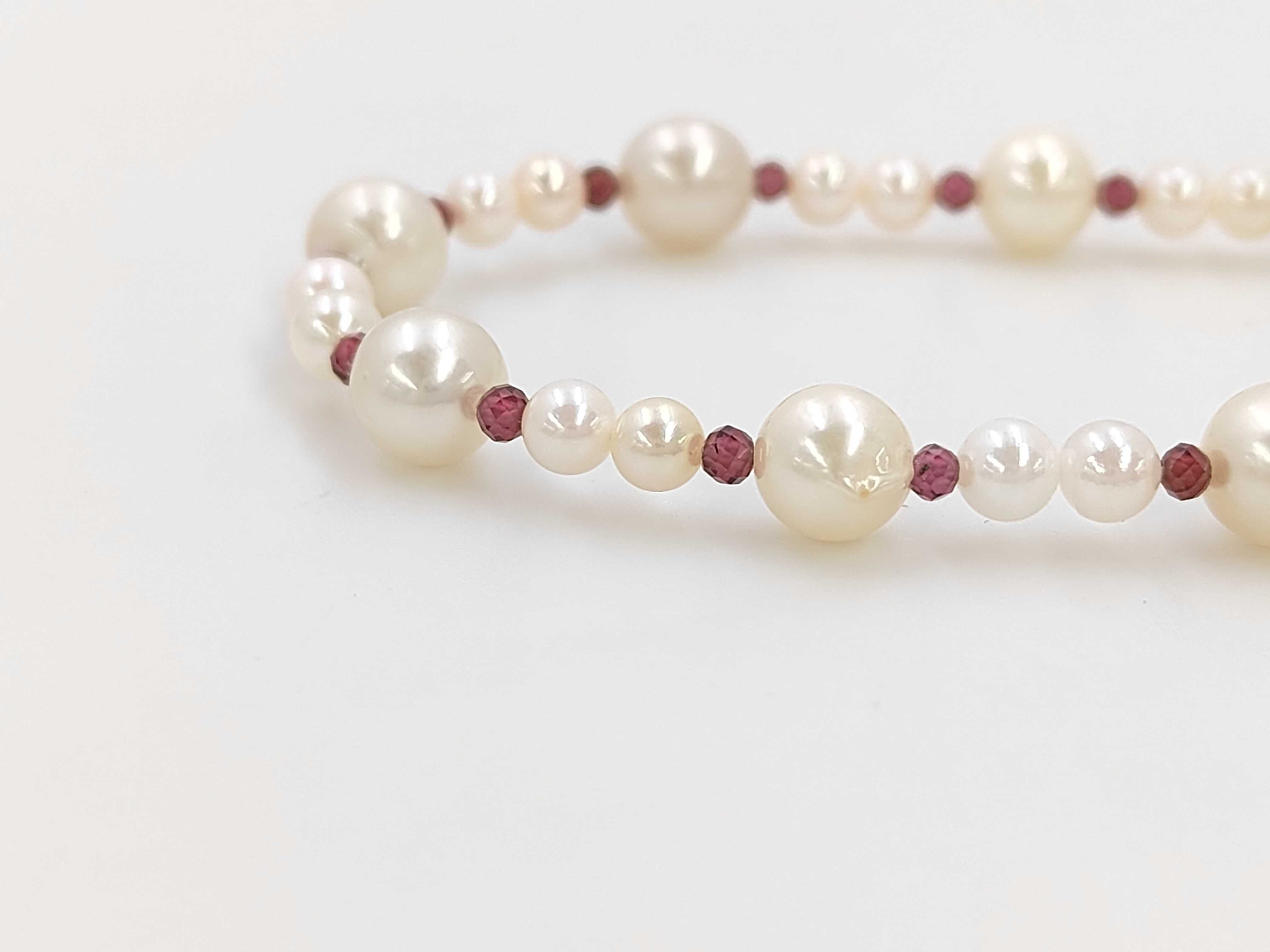 Akoya Cultured Pearl and Garnet Jewelry Suite with Japanese Gemological Identification Card