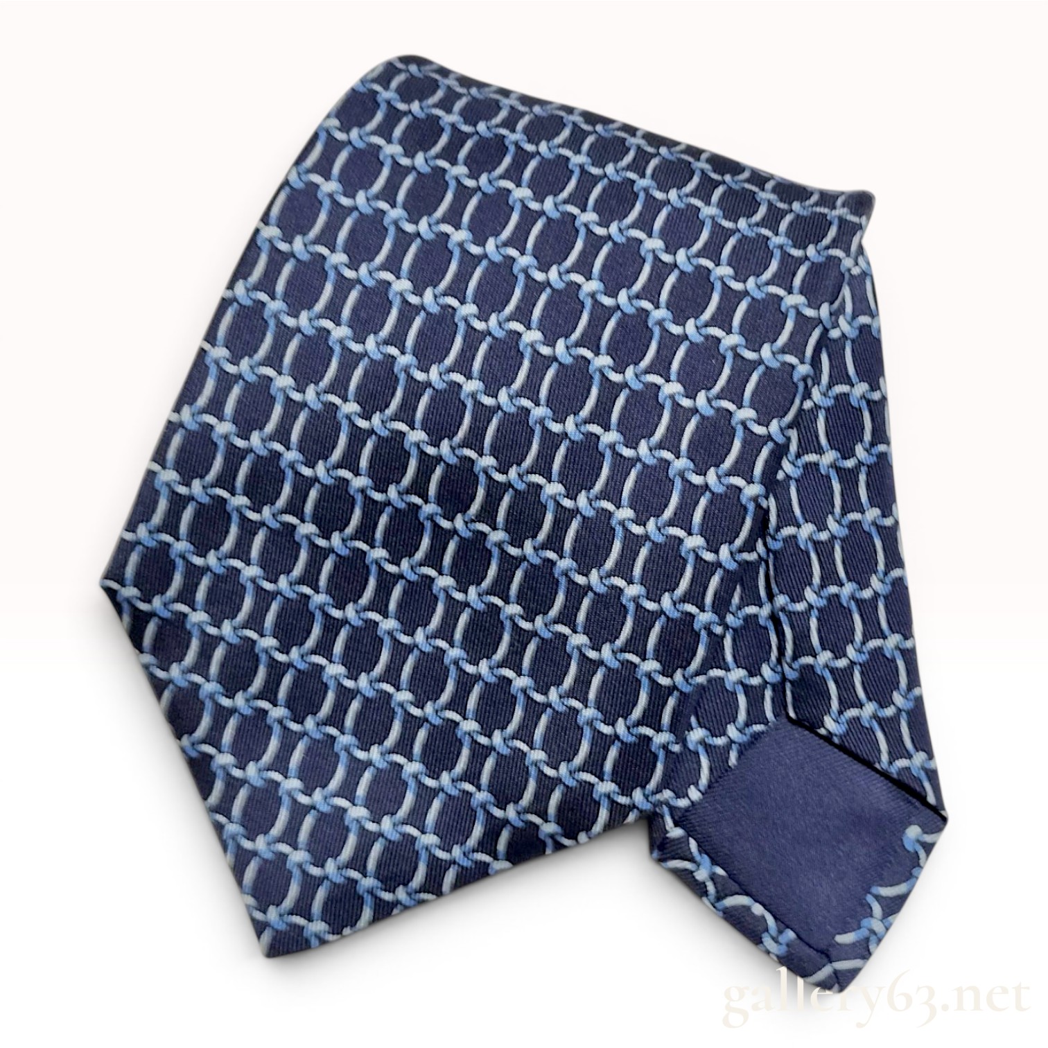 Hermes Paris Silk Necktie in Interlocking Chain Link Pattern
