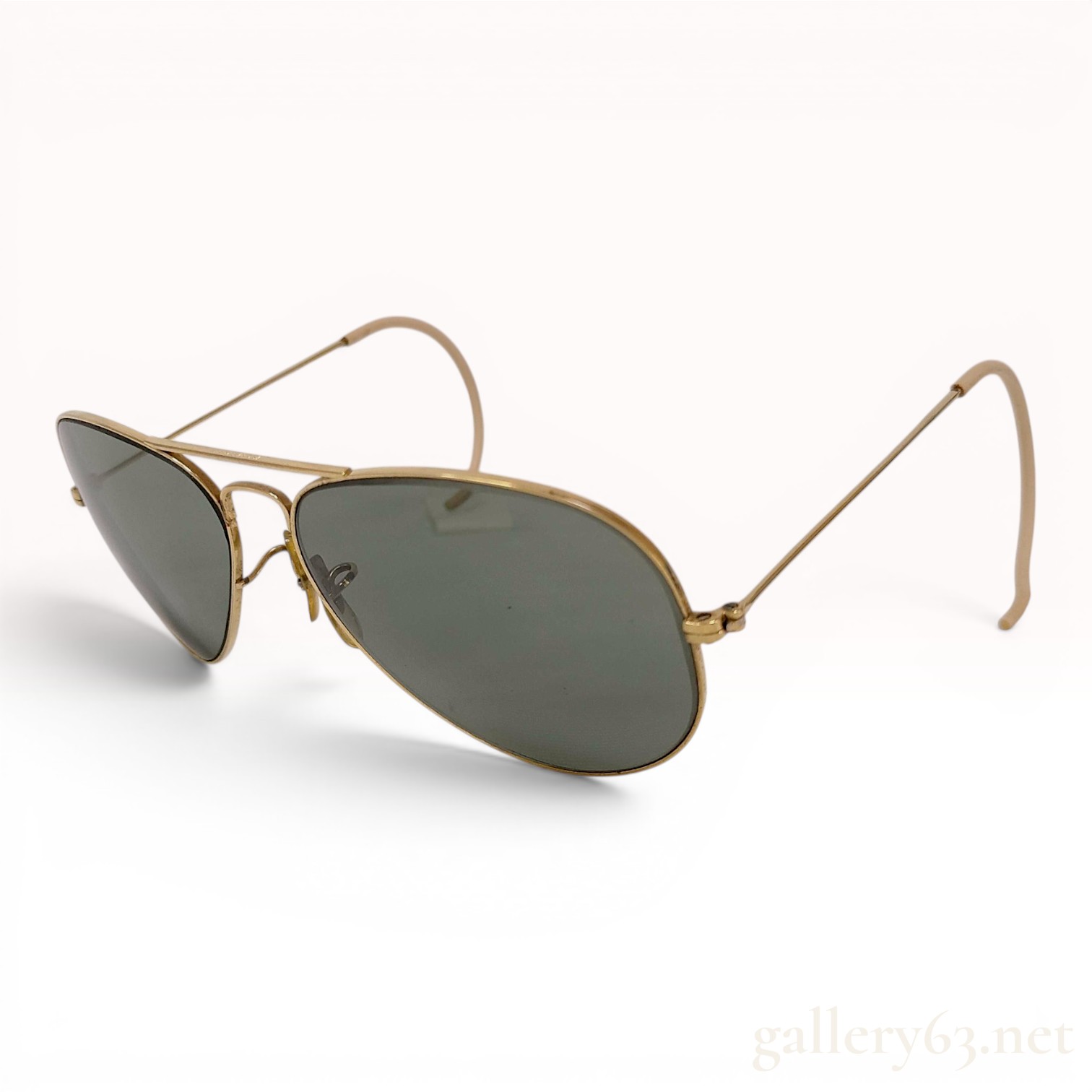 Vintage Bausch & Lomb Ray-Ban Aviator Sunglasses with Cable Temples