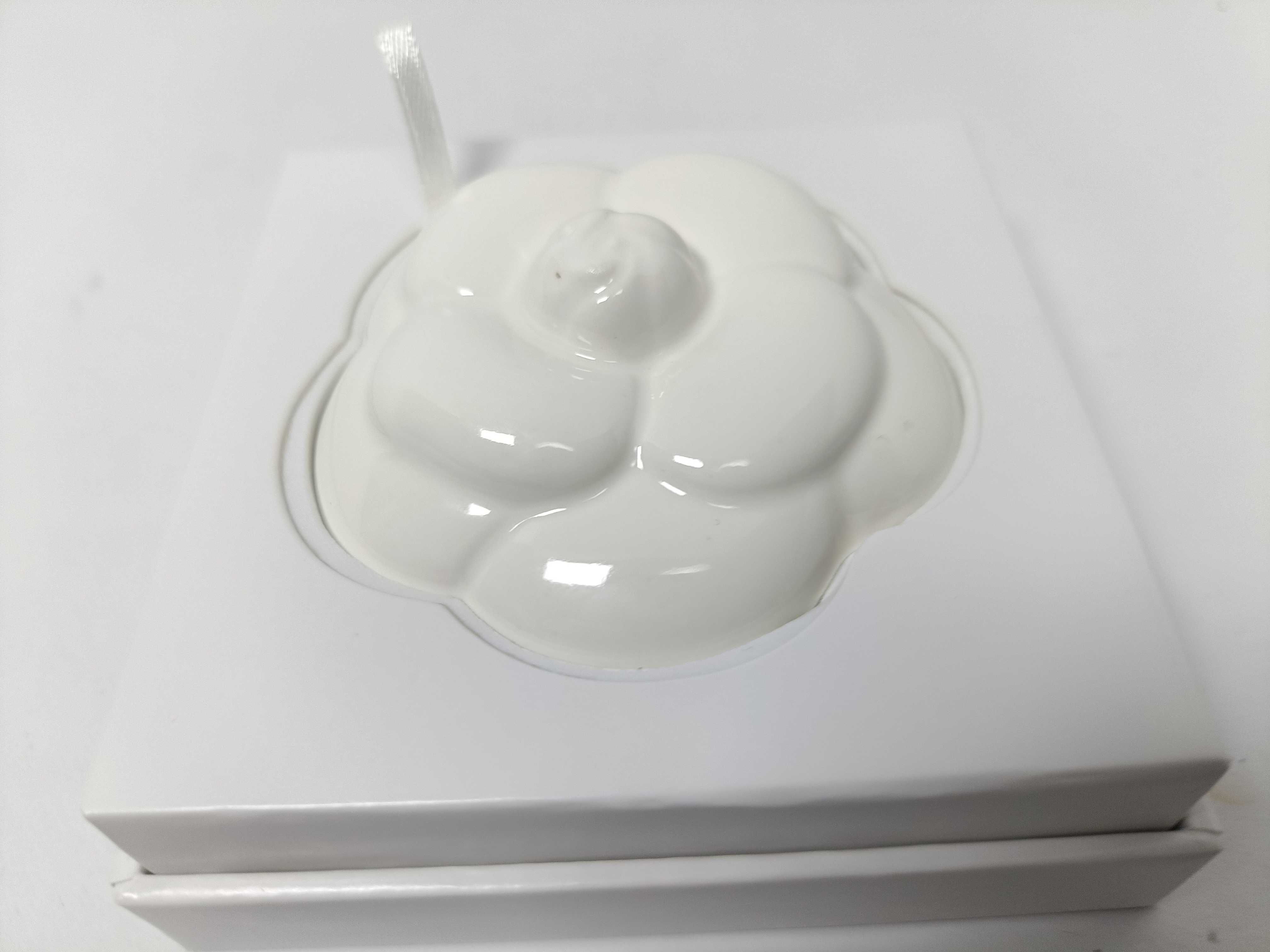 Chanel Ceramic Camellia Fragrance Diffuser and Paperweight with Original Packaging