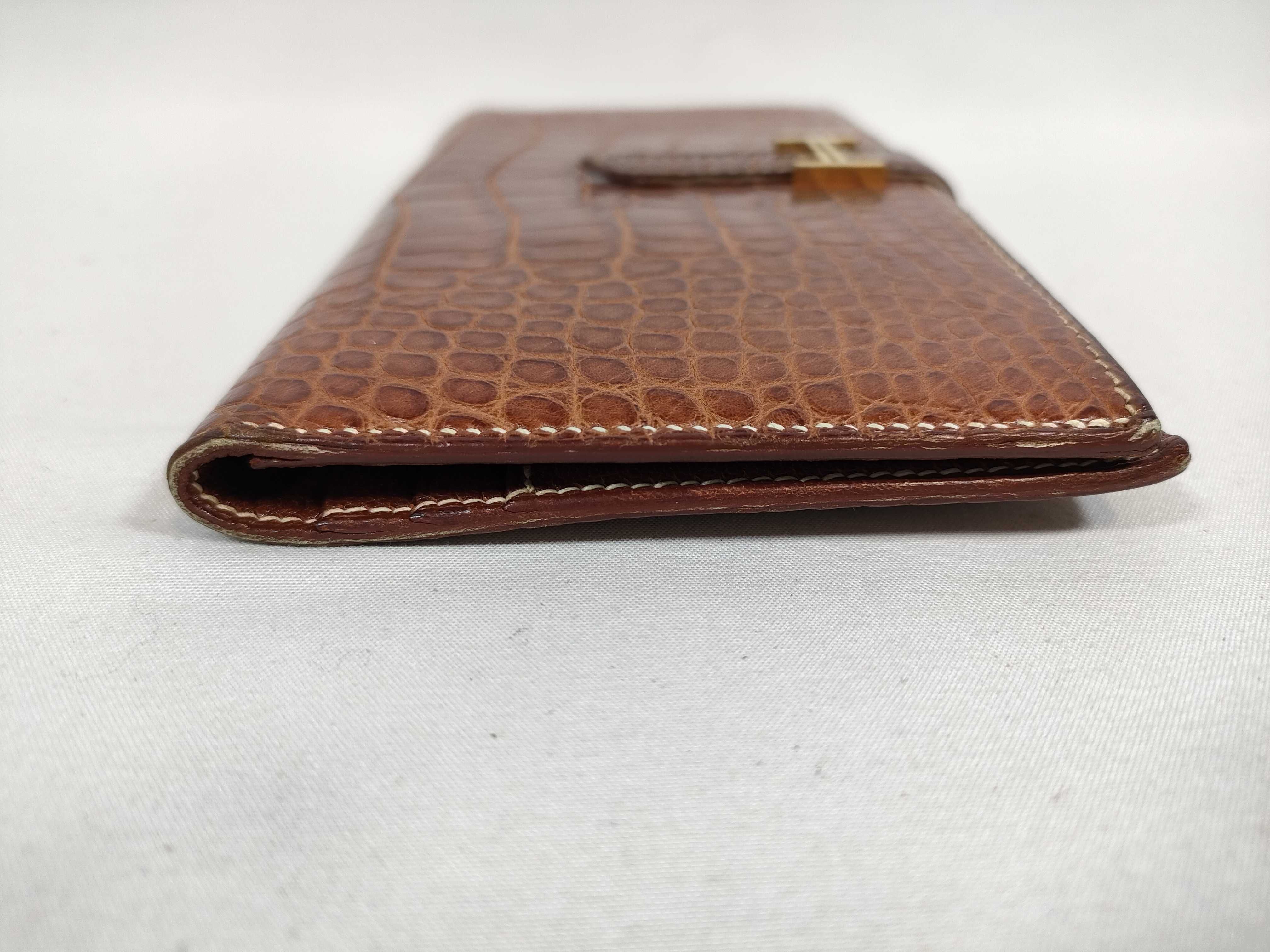 Hermes Alligator Mississippiensis Bearn Long Wallet in Brown with Gold Hardware