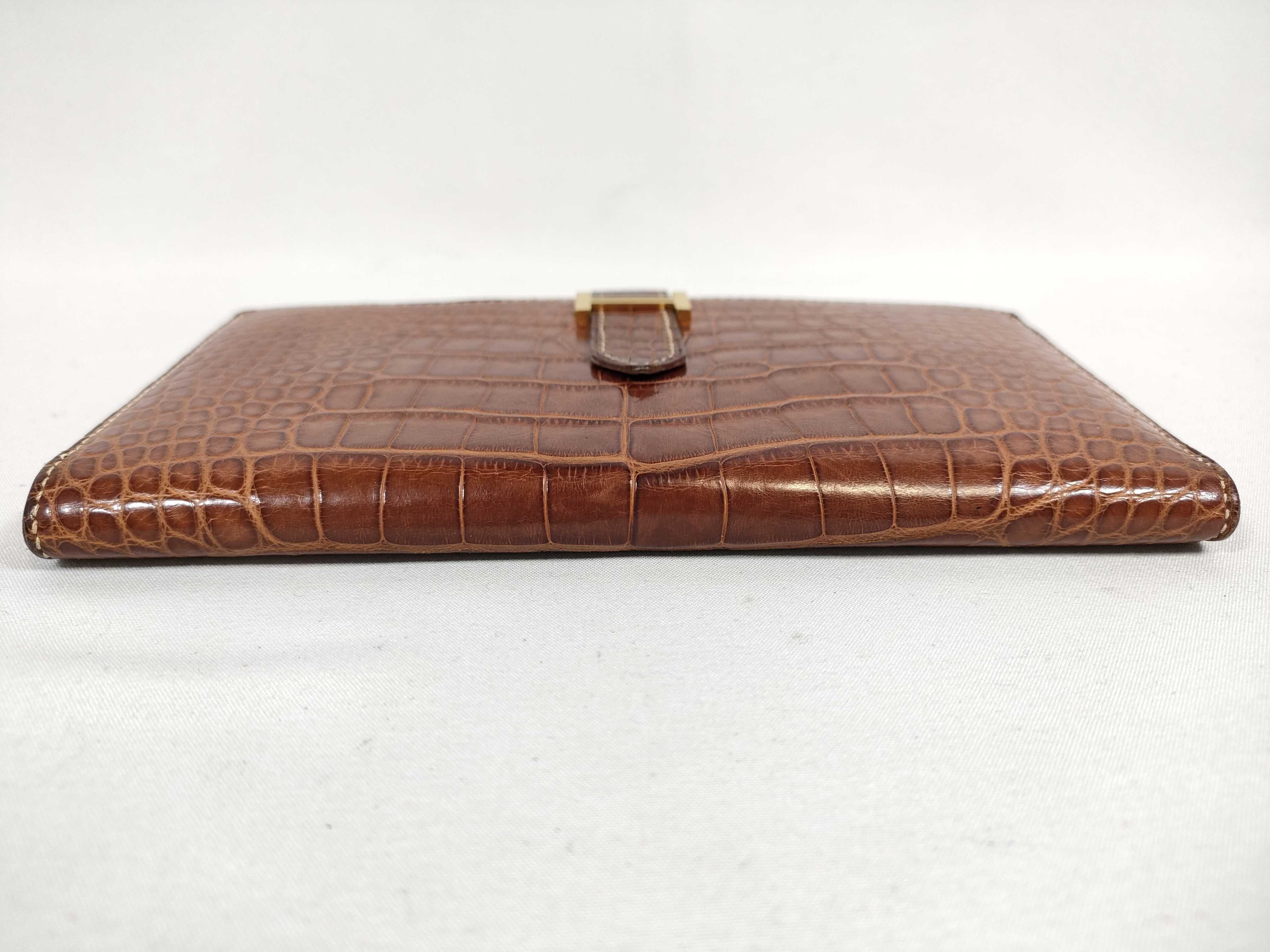 Hermes Alligator Mississippiensis Bearn Long Wallet in Brown with Gold Hardware
