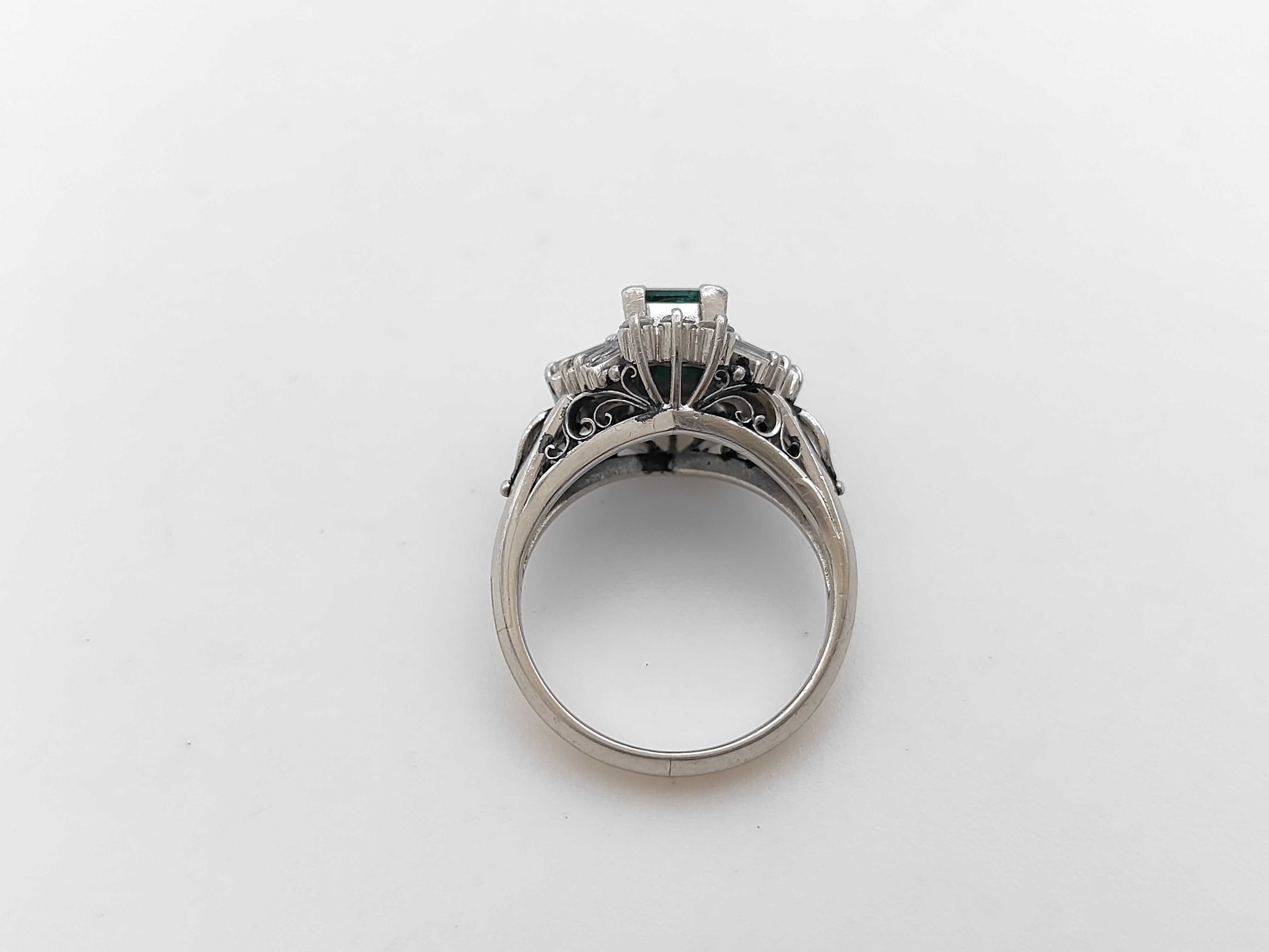 Vintage Natural Emerald and Diamond Ballerina Ring in Platinum