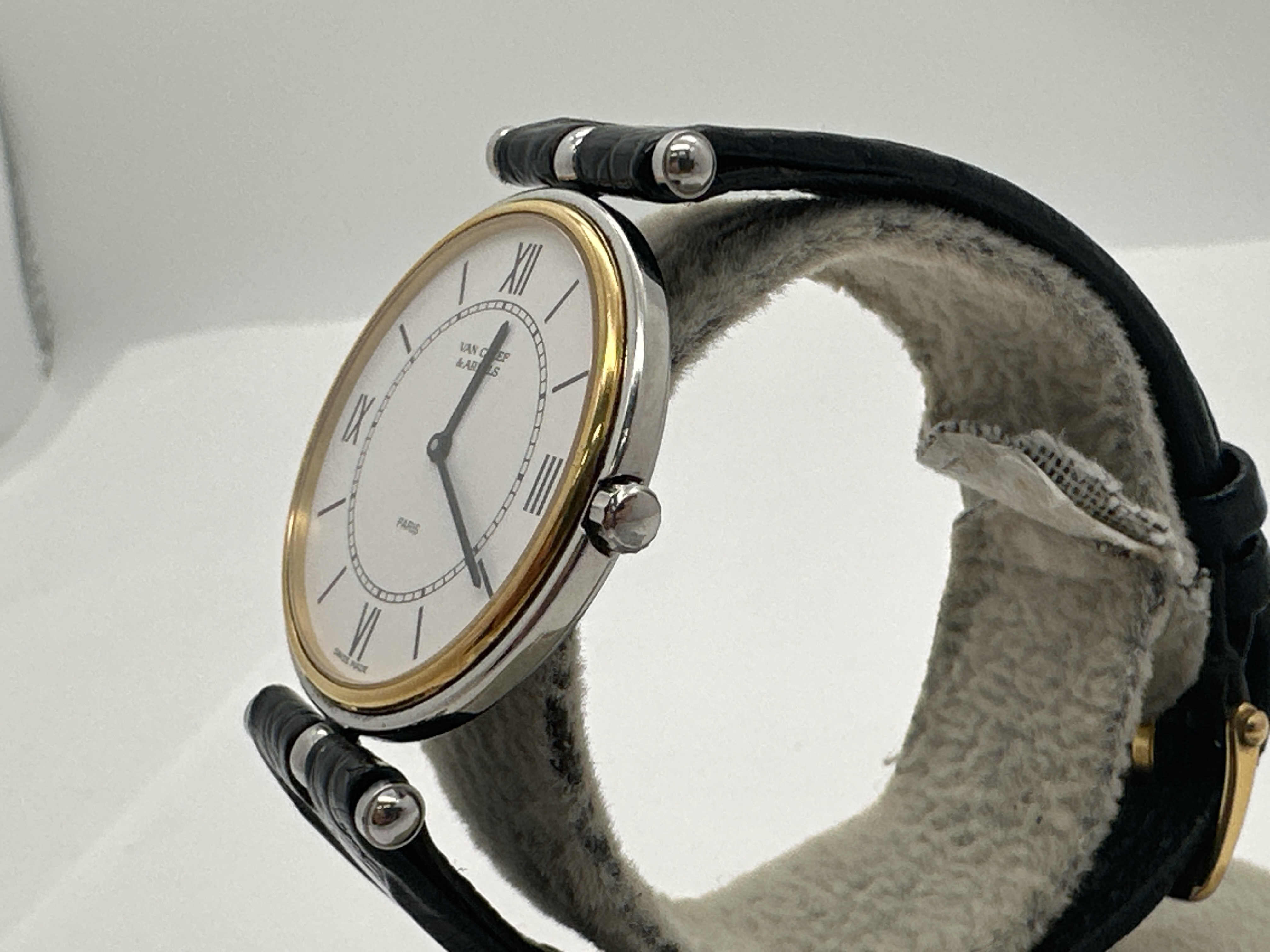 Van Cleef and Arpels La Collection Stainless Steel and 18 Karat Yellow Gold Wristwatch Reference 43 104