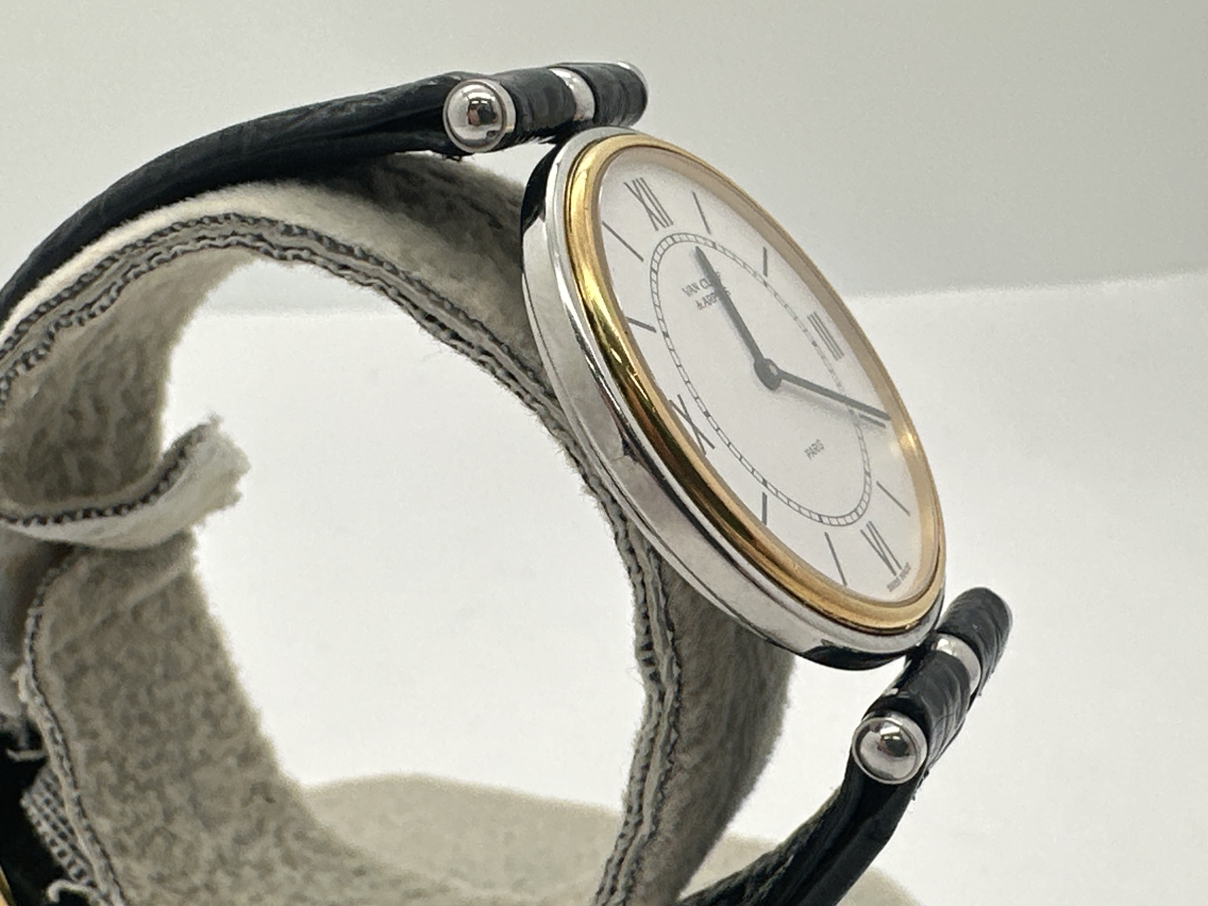 Van Cleef and Arpels La Collection Stainless Steel and 18 Karat Yellow Gold Wristwatch Reference 43 104