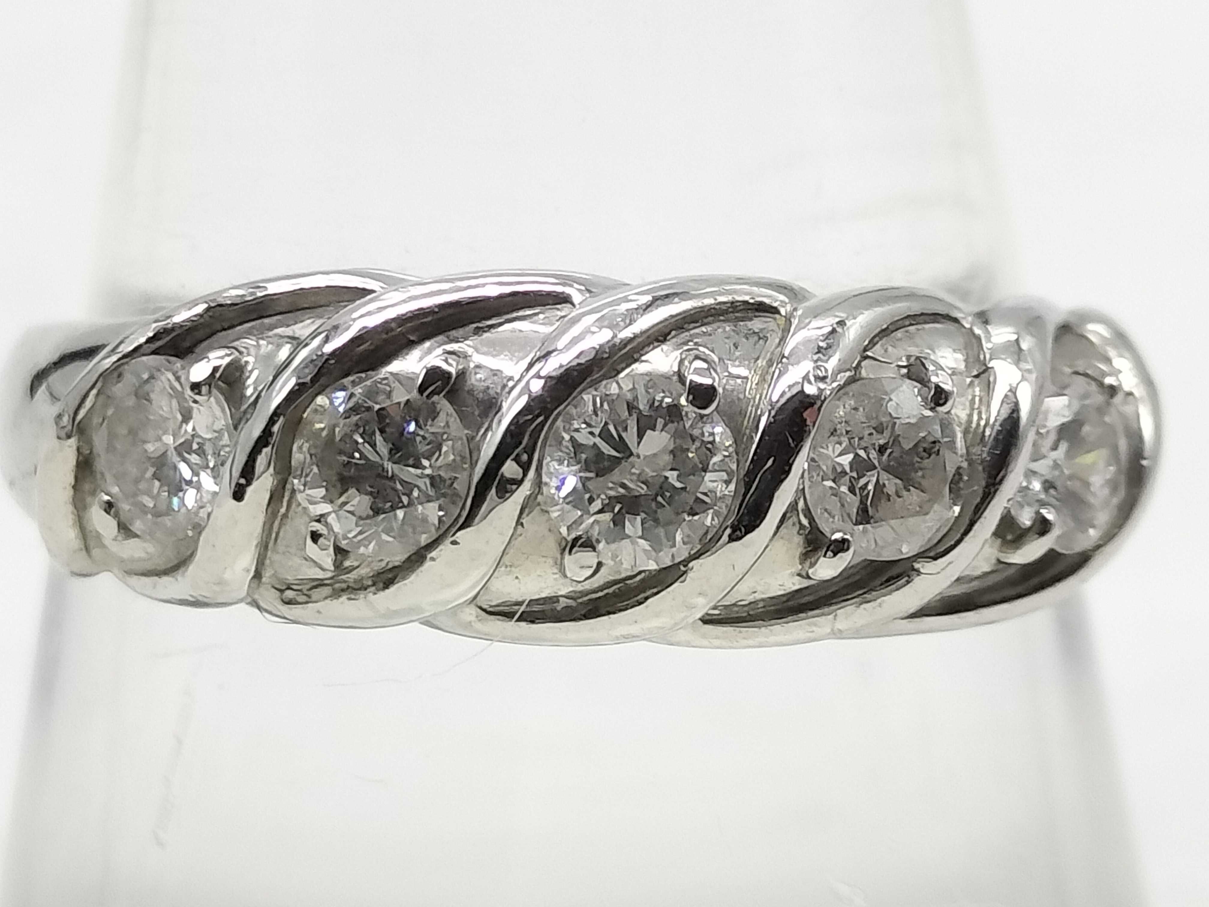 Platinum and 0.50 Carat Five-Stone Diamond Diagonal Band Ring