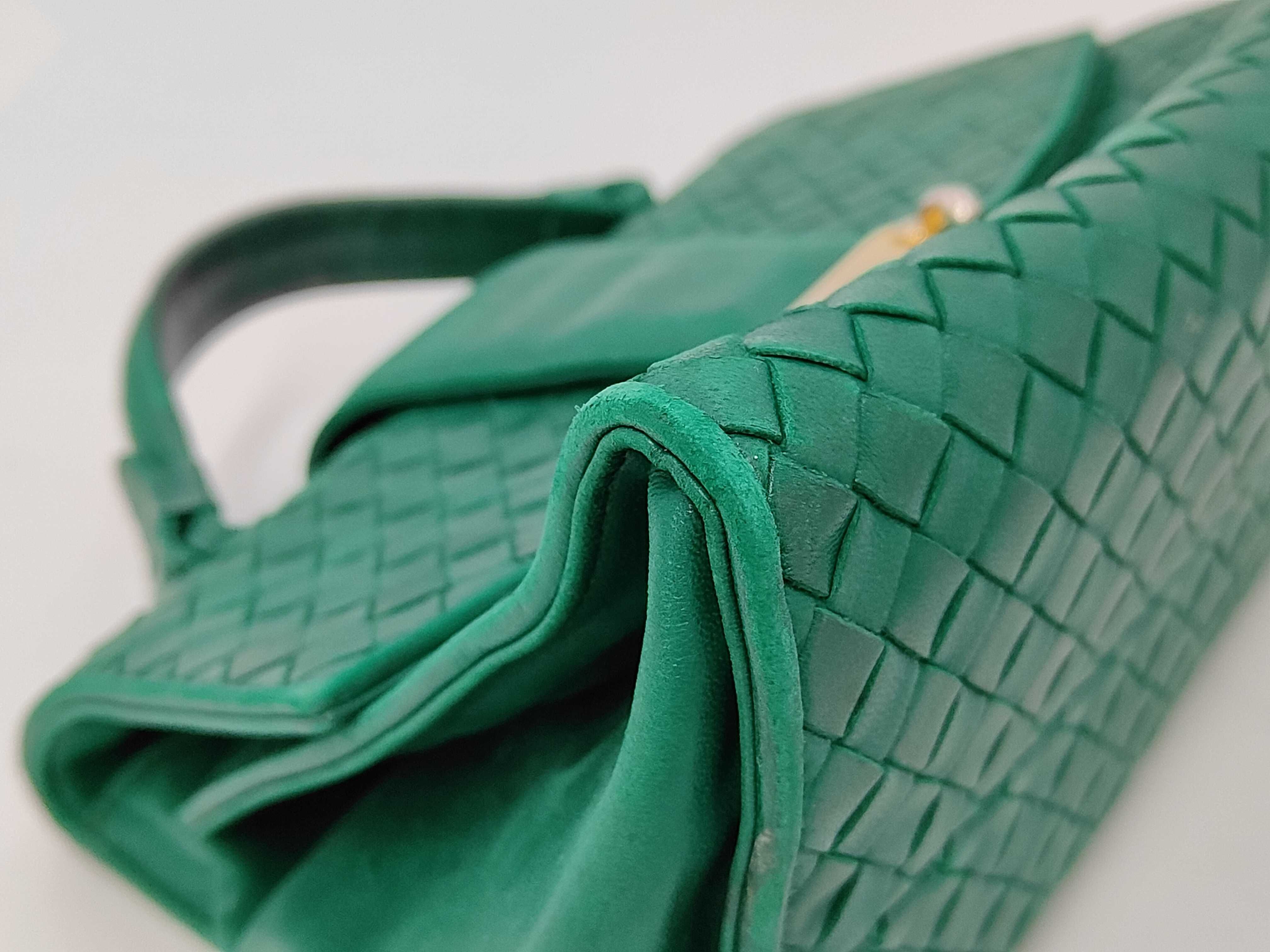 Bottega Veneta Vintage Green Intrecciato Woven Leather Top Handle Bag