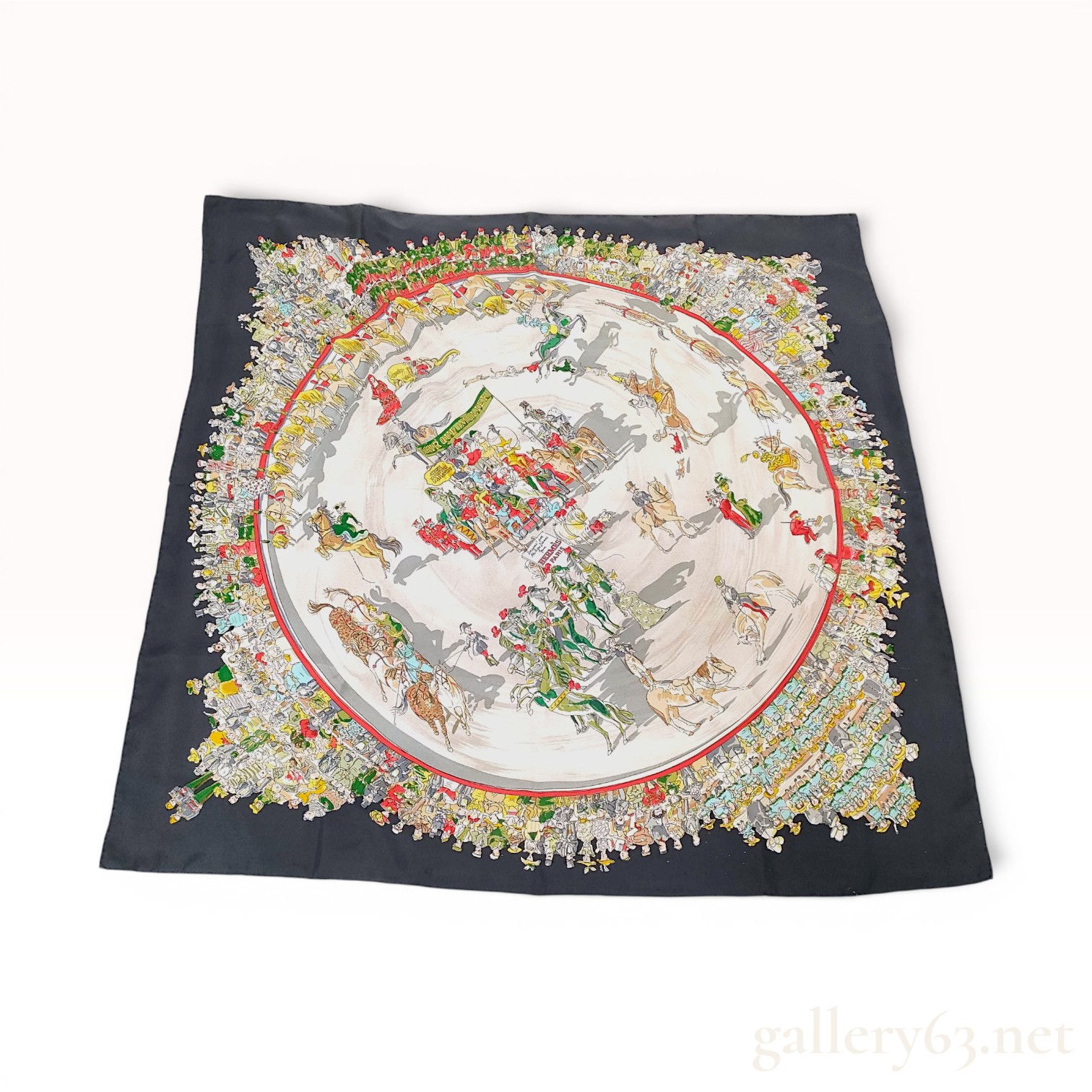 Hermes Silk Twill 90cm Scarf in Tout ce qu'il vous plaira Pattern