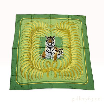 Hermes Tigre Royal Silk Scarf. An authentic Hermes silk twill scarf featuring the Tigre Royal 