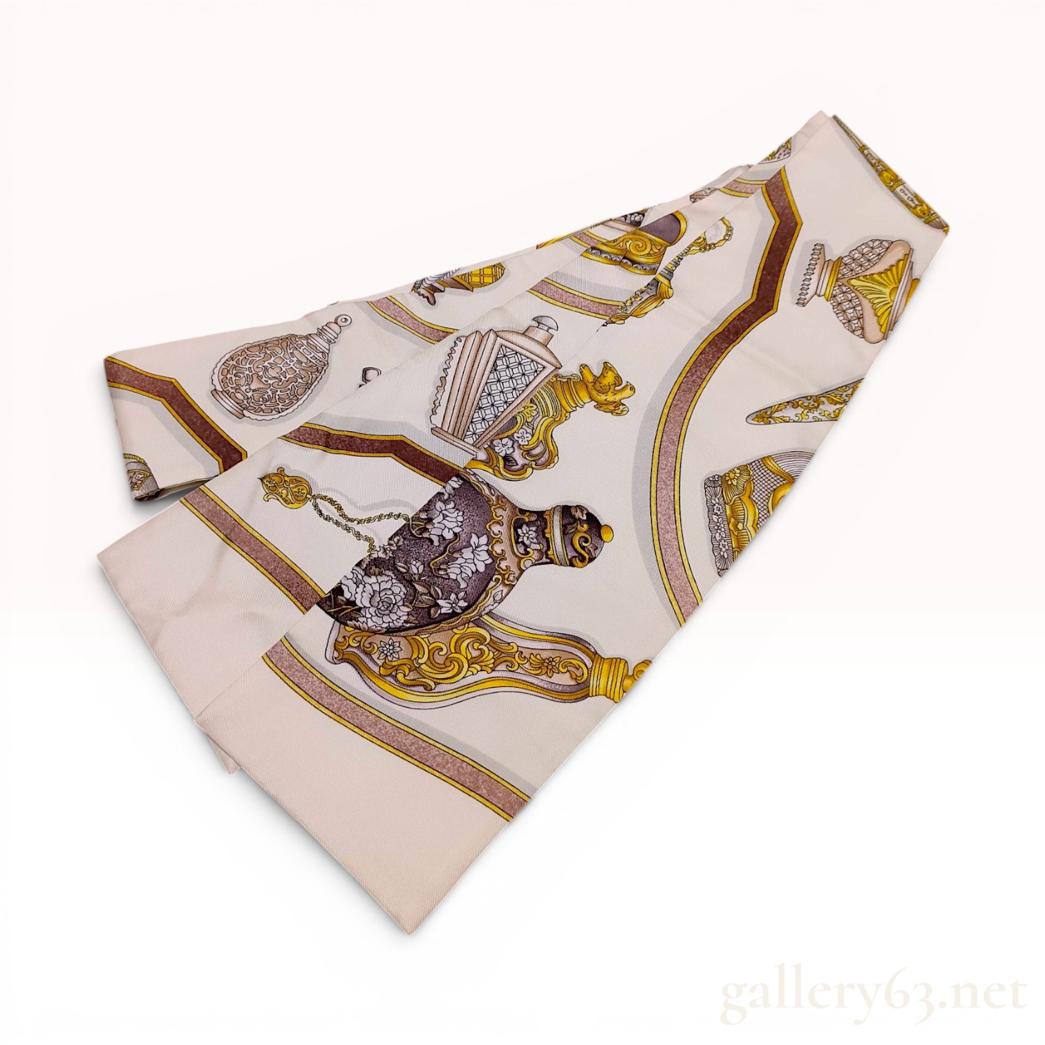 Hermes Silk Twilly Scarf Qu'importe le flacon Pattern